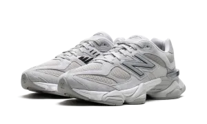 Easy Hike 9060 "Silver Metallic Grey"