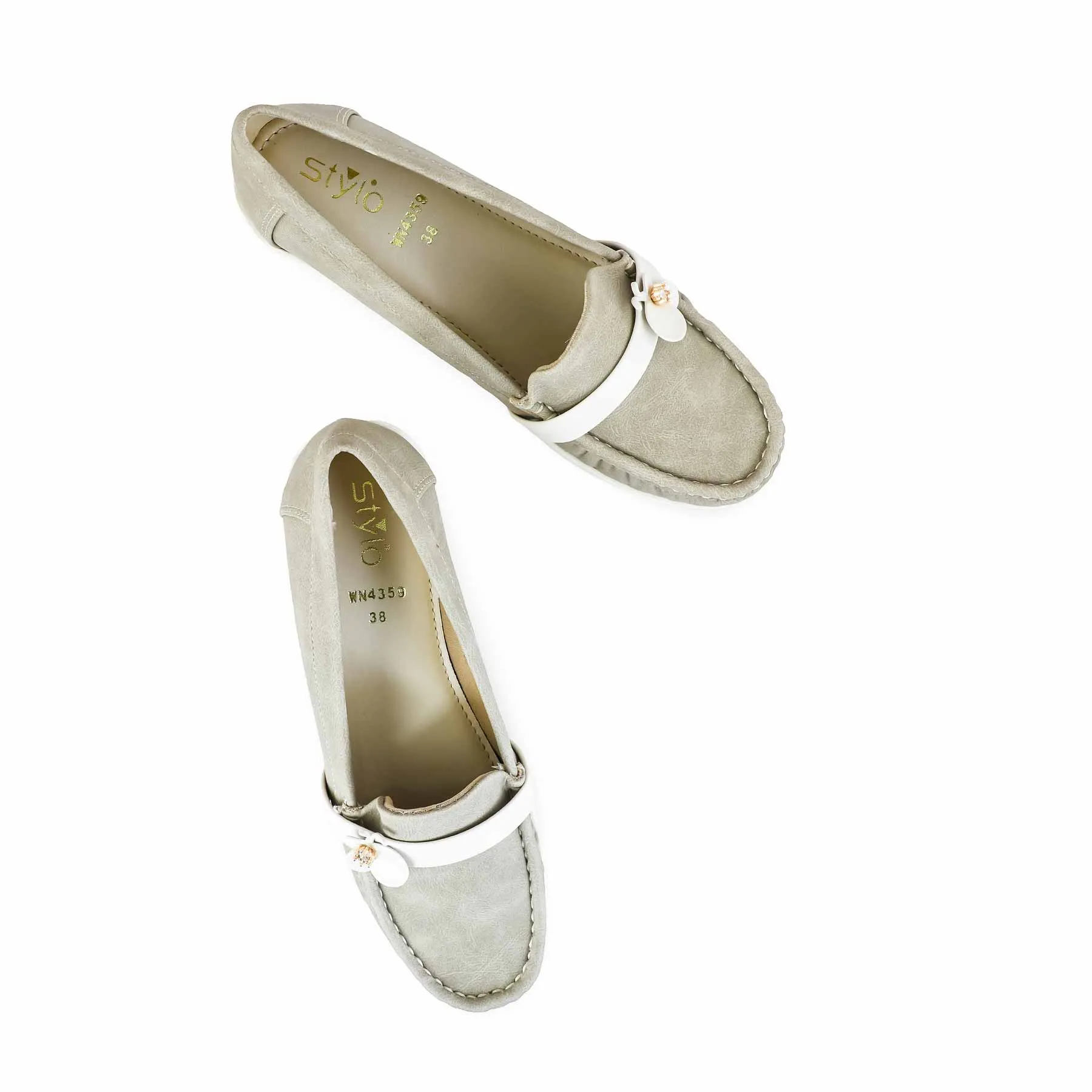 Solid design Mehndi Moccasin WN4359