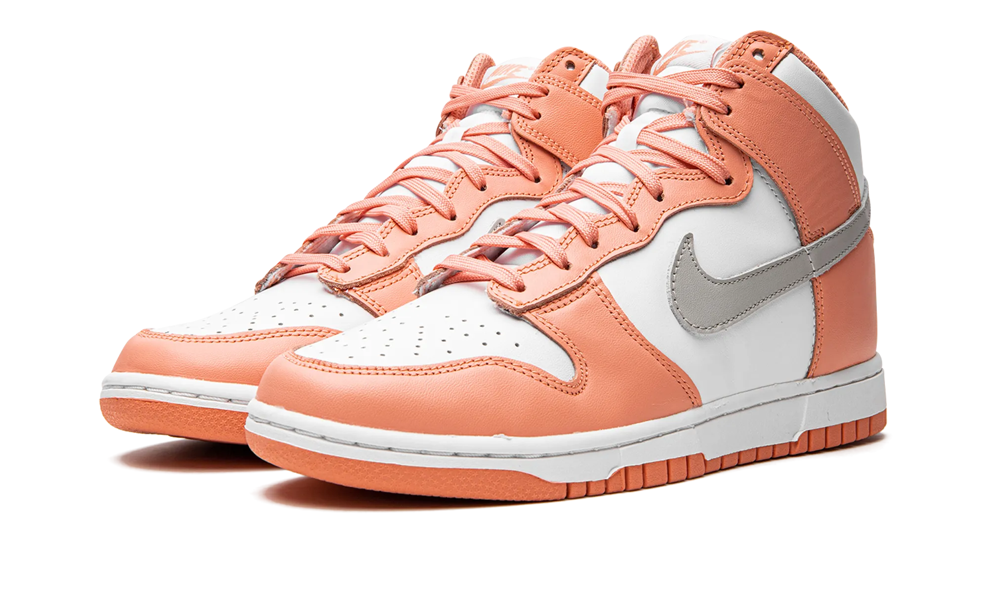 DUNK HIGH MNS WMNS "Salmon" Long Standing