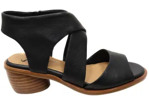 Daywear Essential Comfortable Vacation Sandals Sofft Camille Womens Leather Low Heel Sandals With Comfort Footbed