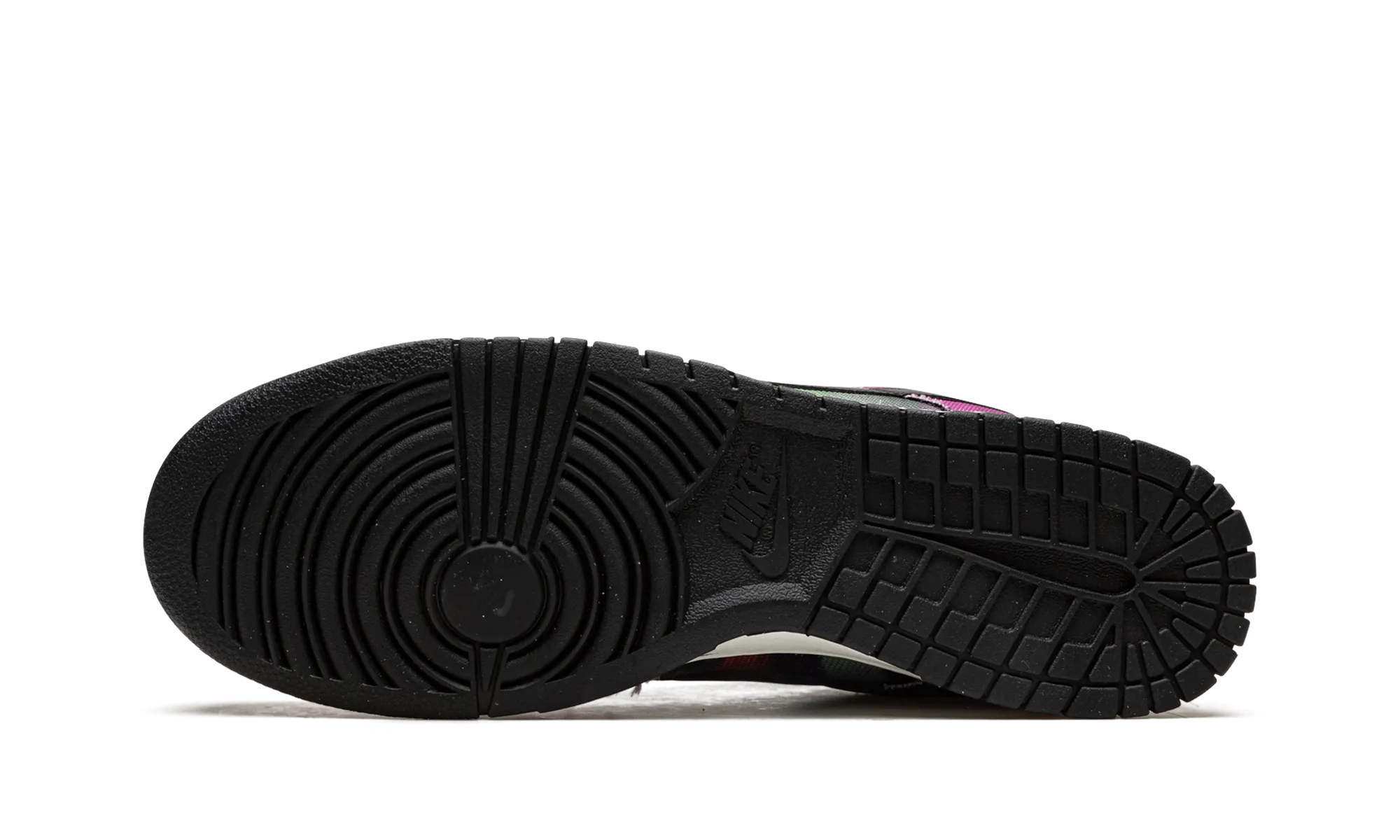 Drive Friendly Flat Heel Dunk Low Retro PRM "Graffiti"