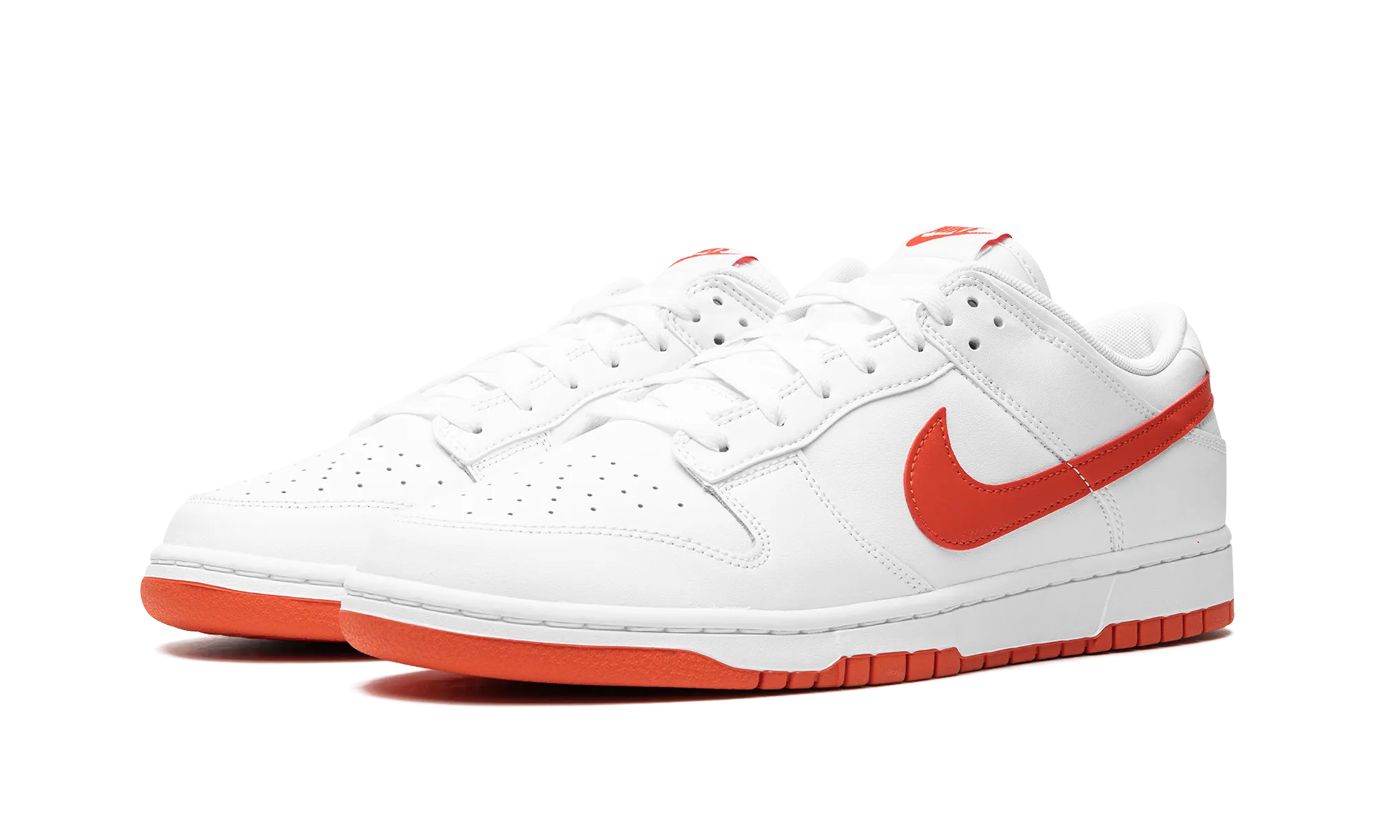Lake Step Peak Path Dunk Low "Picante Red"