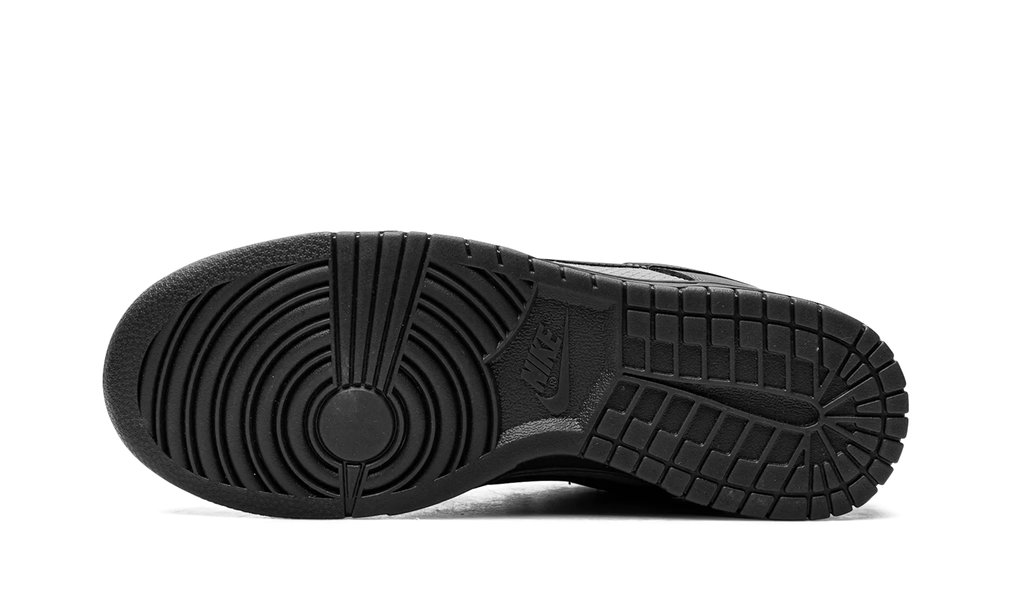 Dunk Low Retro SE "Off Noir Smoke Grey" Sporty Style