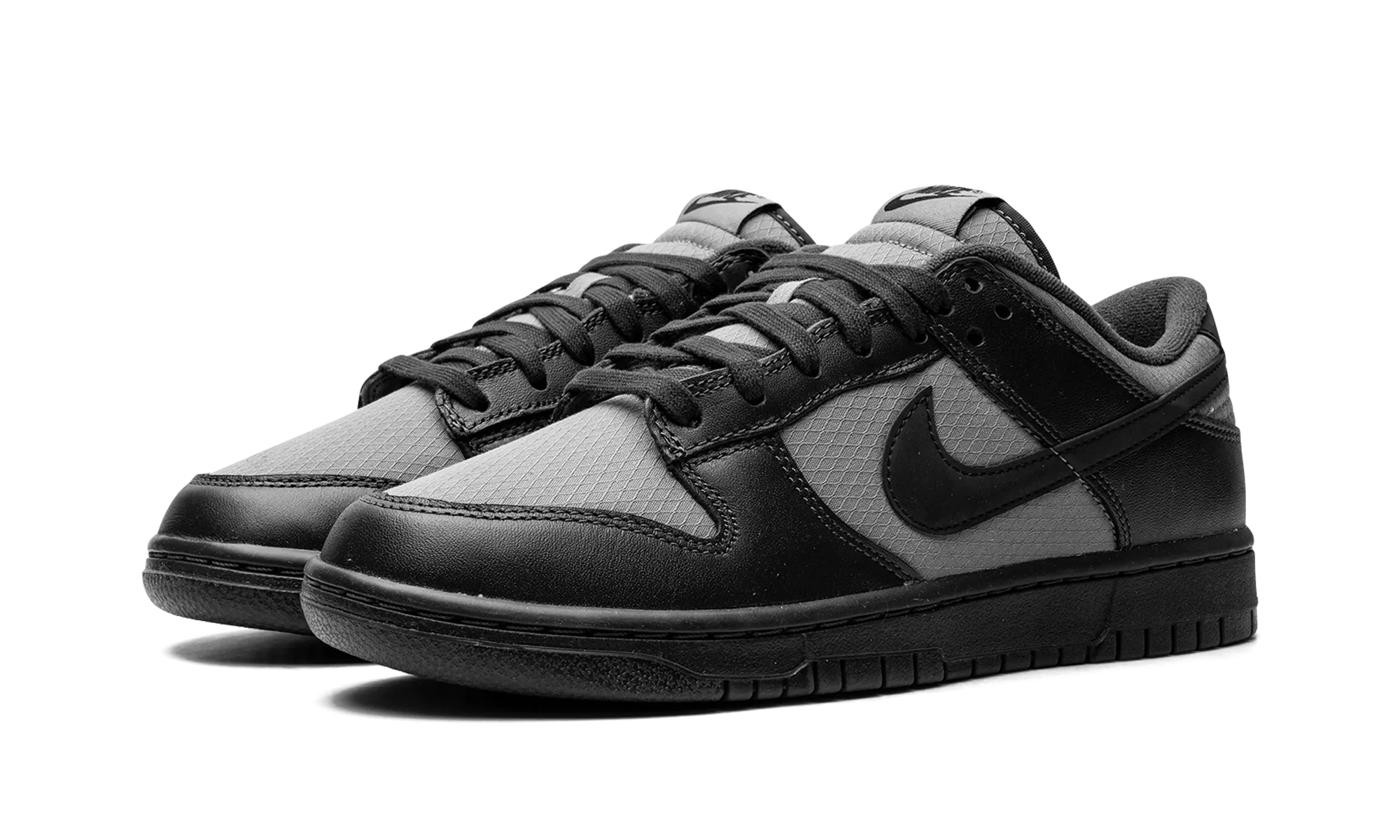 Dunk Low Retro SE "Off Noir Smoke Grey" Chill Mode