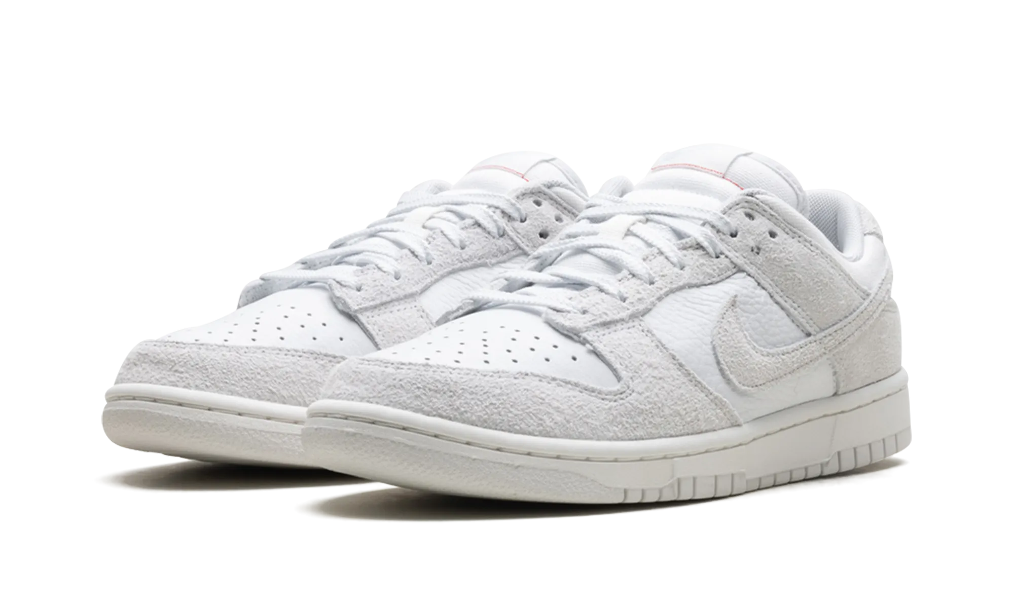 Fit Everyday Drive Friendly Dunk Low WMNS "Summit White Photon Dust"