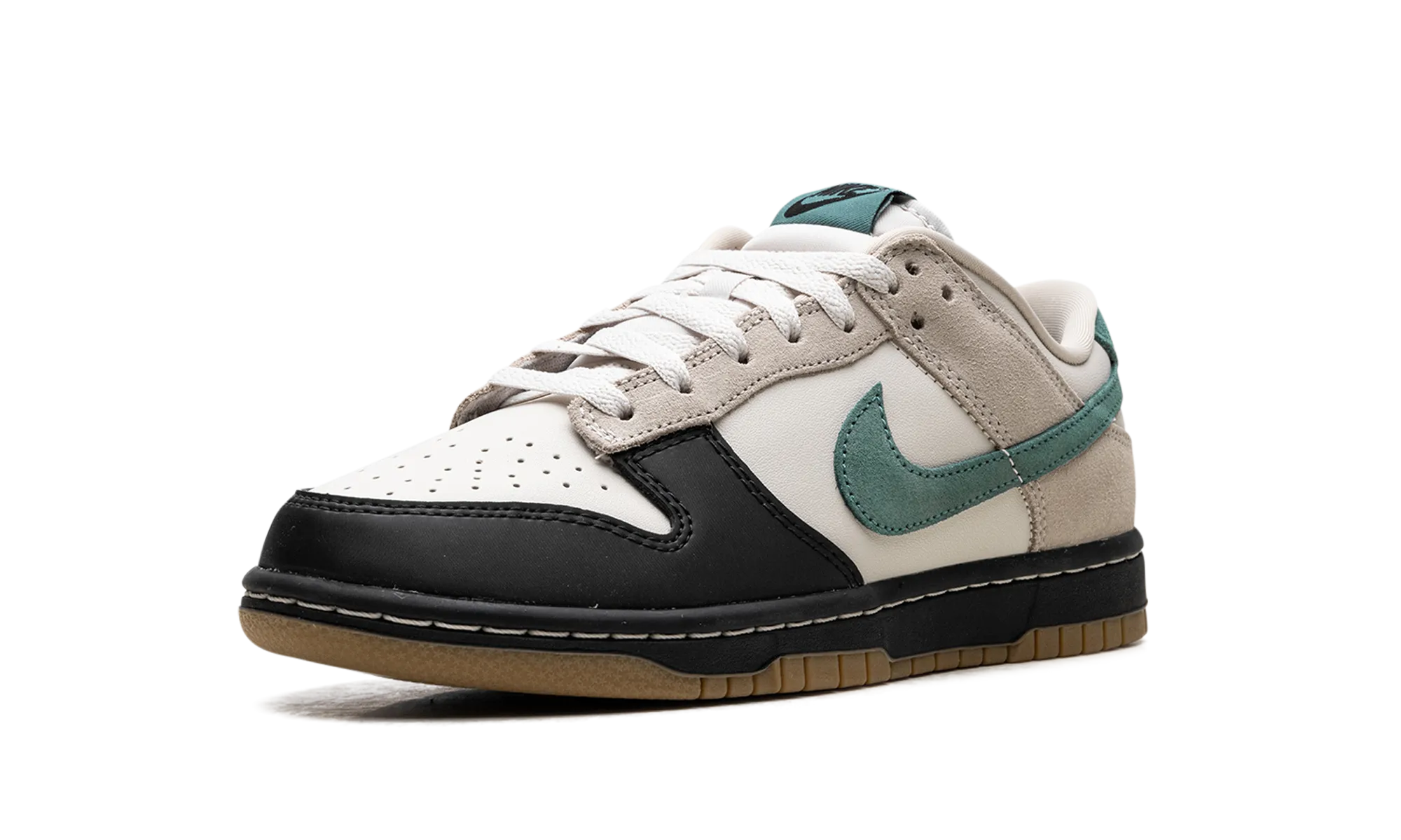 Scratch   Resistant Low Step Dunk Low "Light Orewood Brown Bicoastal"