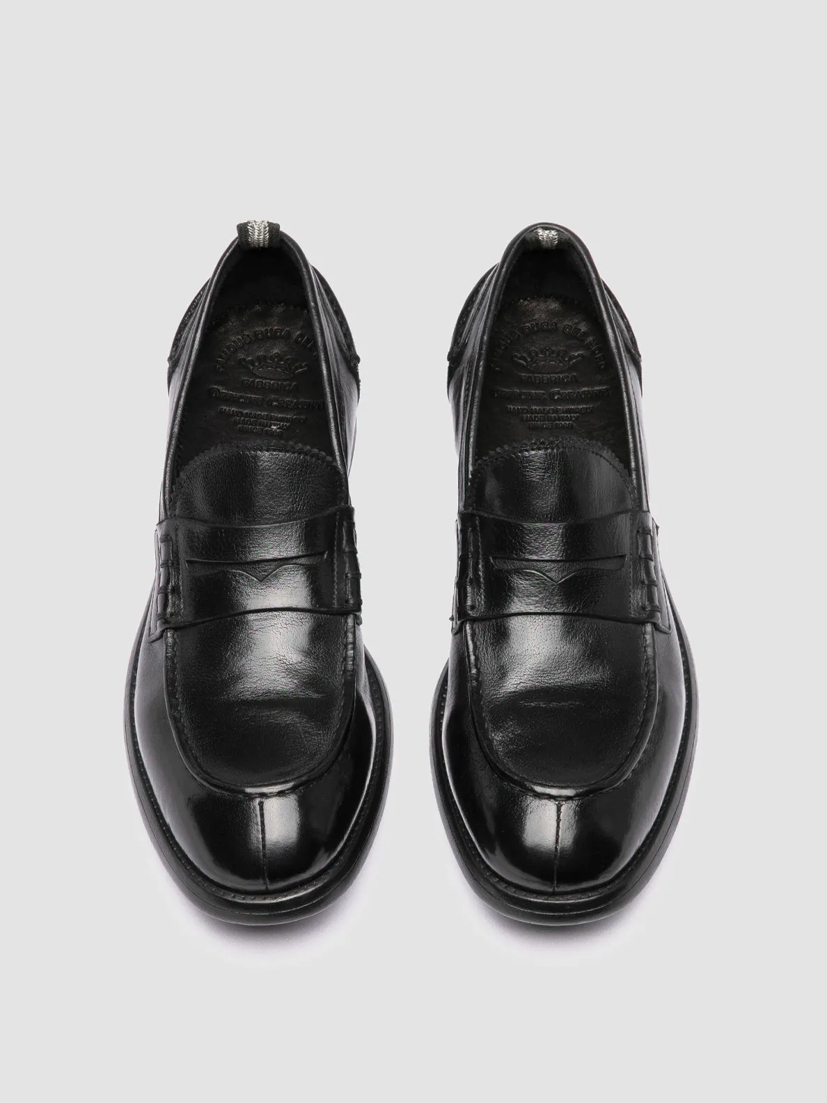 CHRONICLE 056 - Black Leather Penny Loafers Travel Edge
