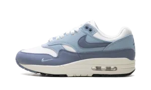 Nike Air Max 1 '87 WMNS "Light Armory Blue Ashen Slate" Date night