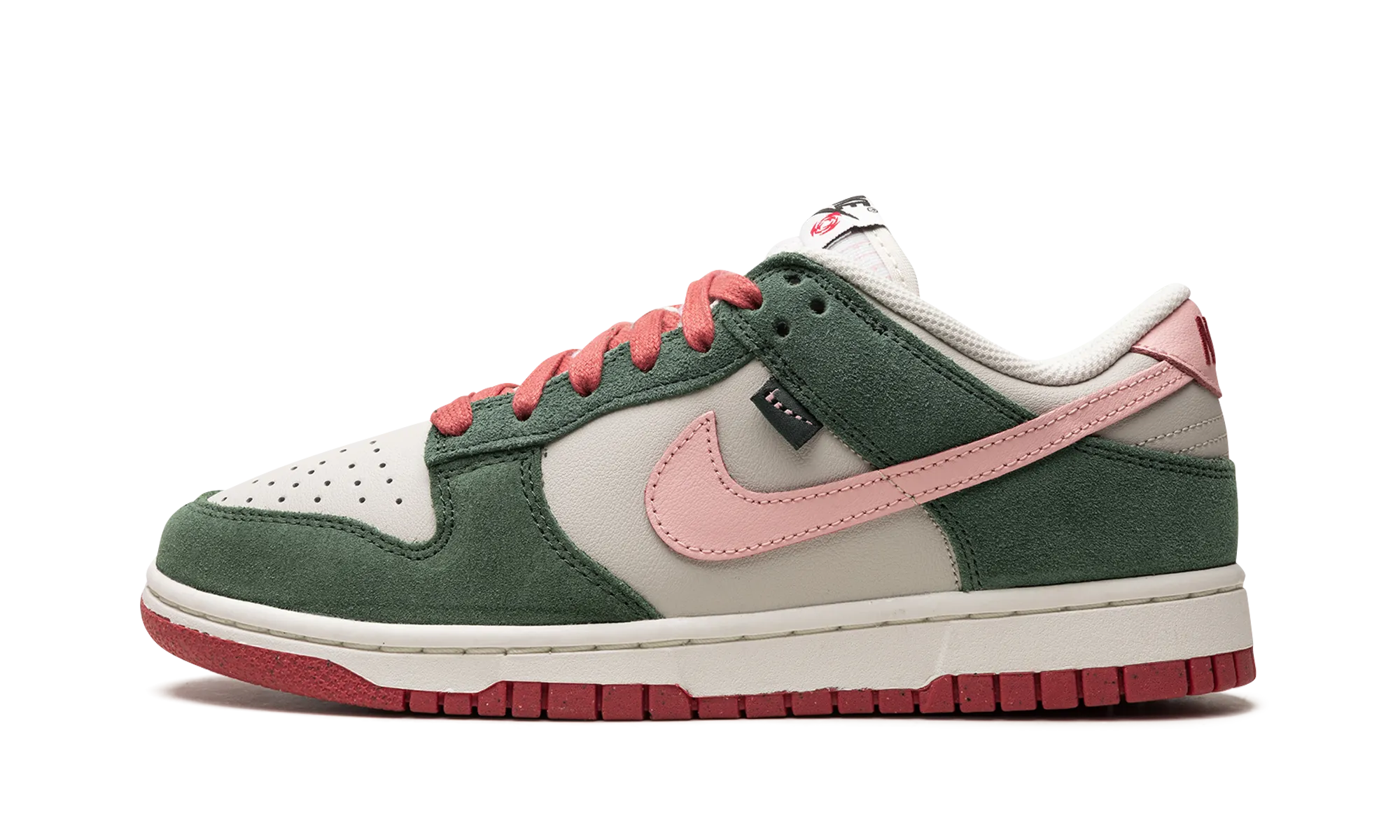 Flexible Comfort Shoes. Ready Fit DUNK LO SE WMNS "All Petals United"