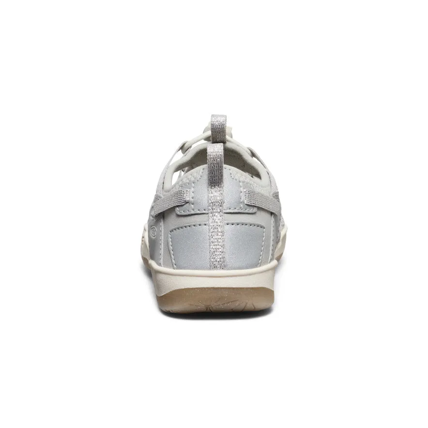 Little Kids' Moxie Sandal  |  Silver Smooth Surface Black Chic