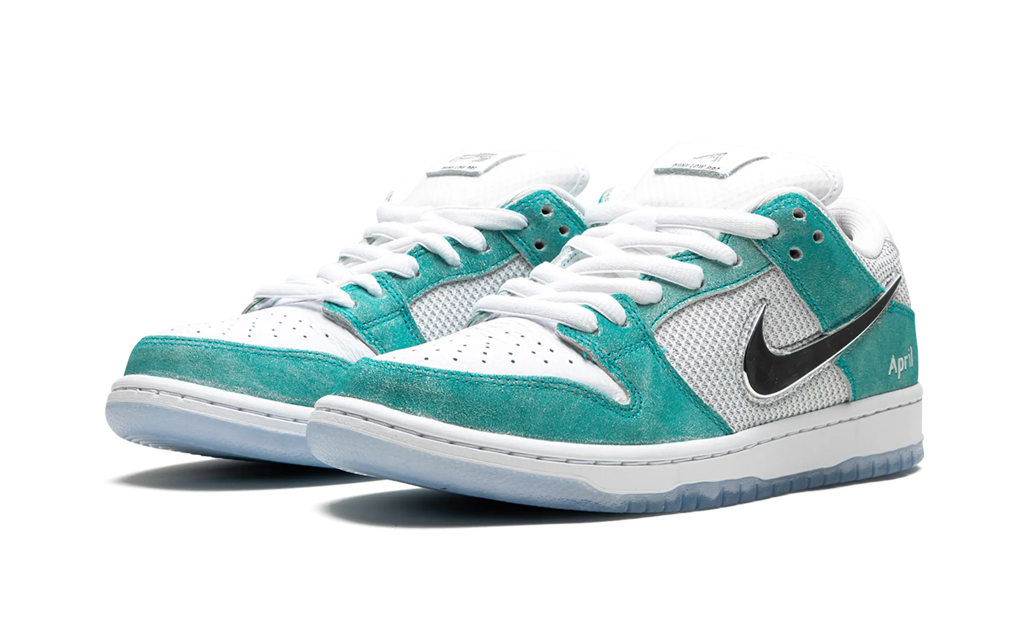 SB Dunk Low Pro QS "April Skateboards" Cold Proof