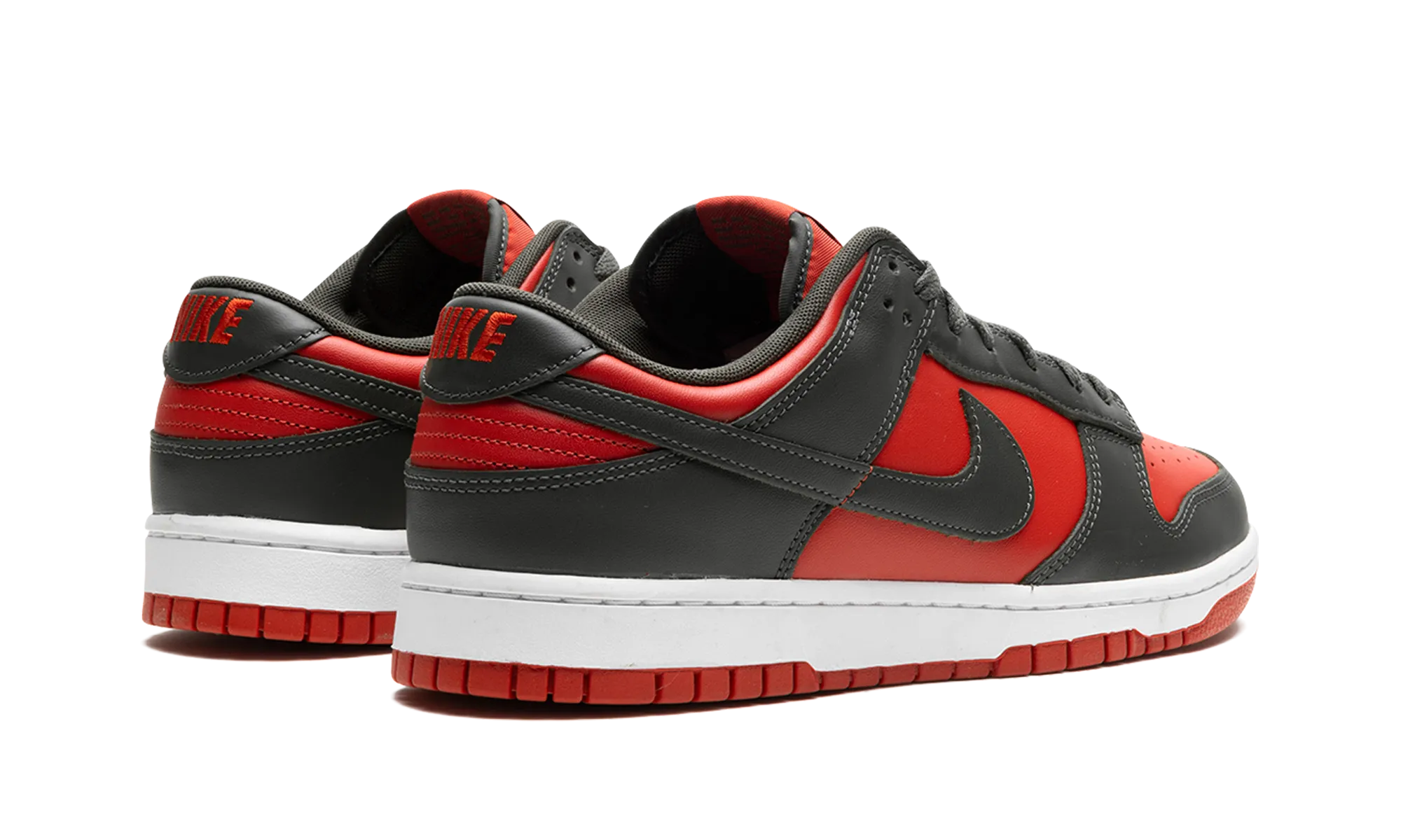 Dunk Low "Mystic Red" Clean Shape