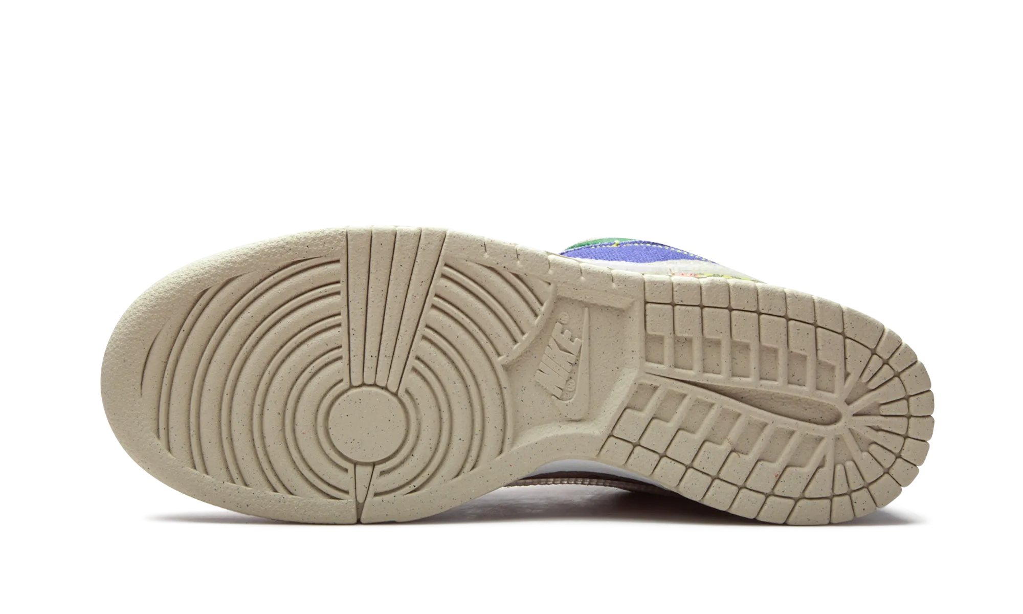 Chat Walk Comfy Base Dunk Low SP "City Market"