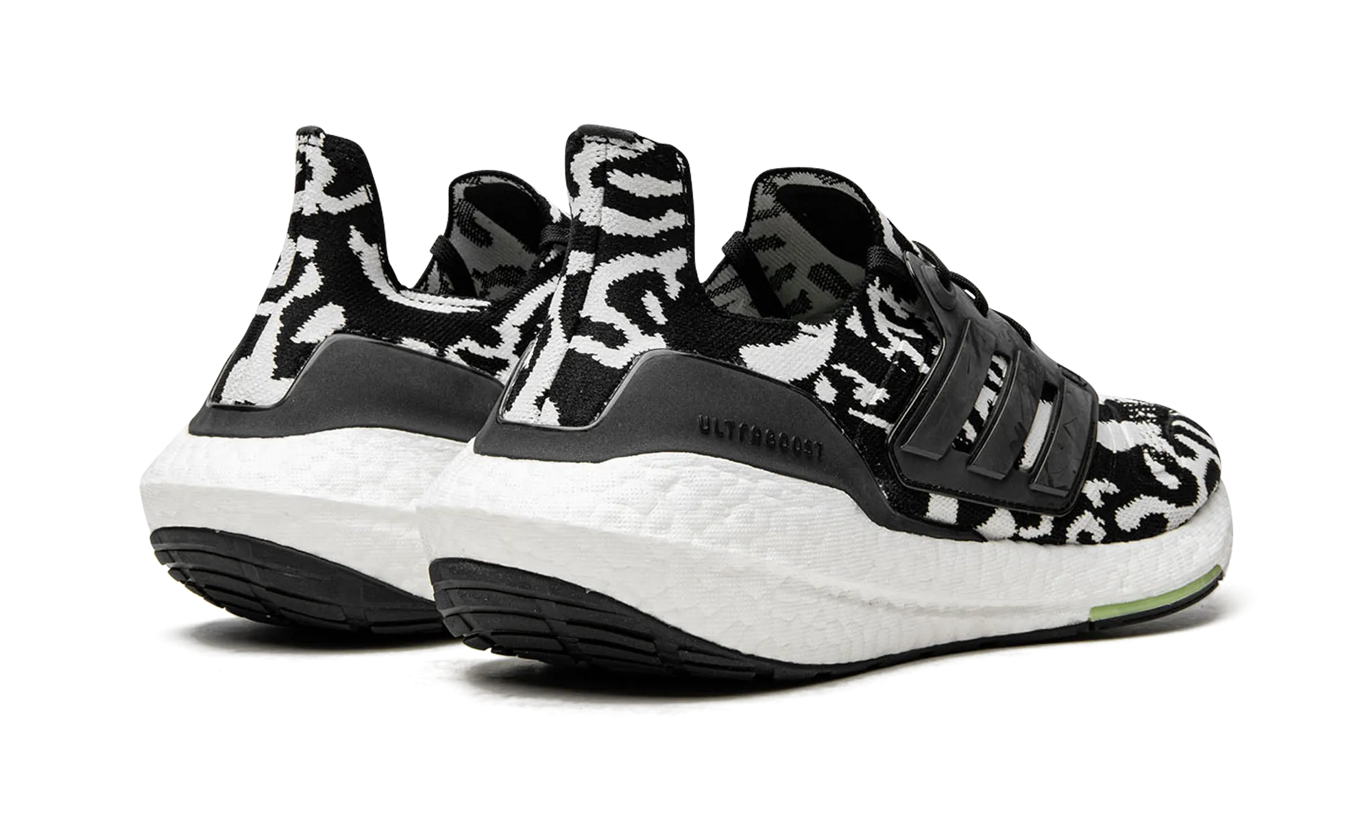 Ultraboost 22 "Zebra" Urban Gear Urban Runner