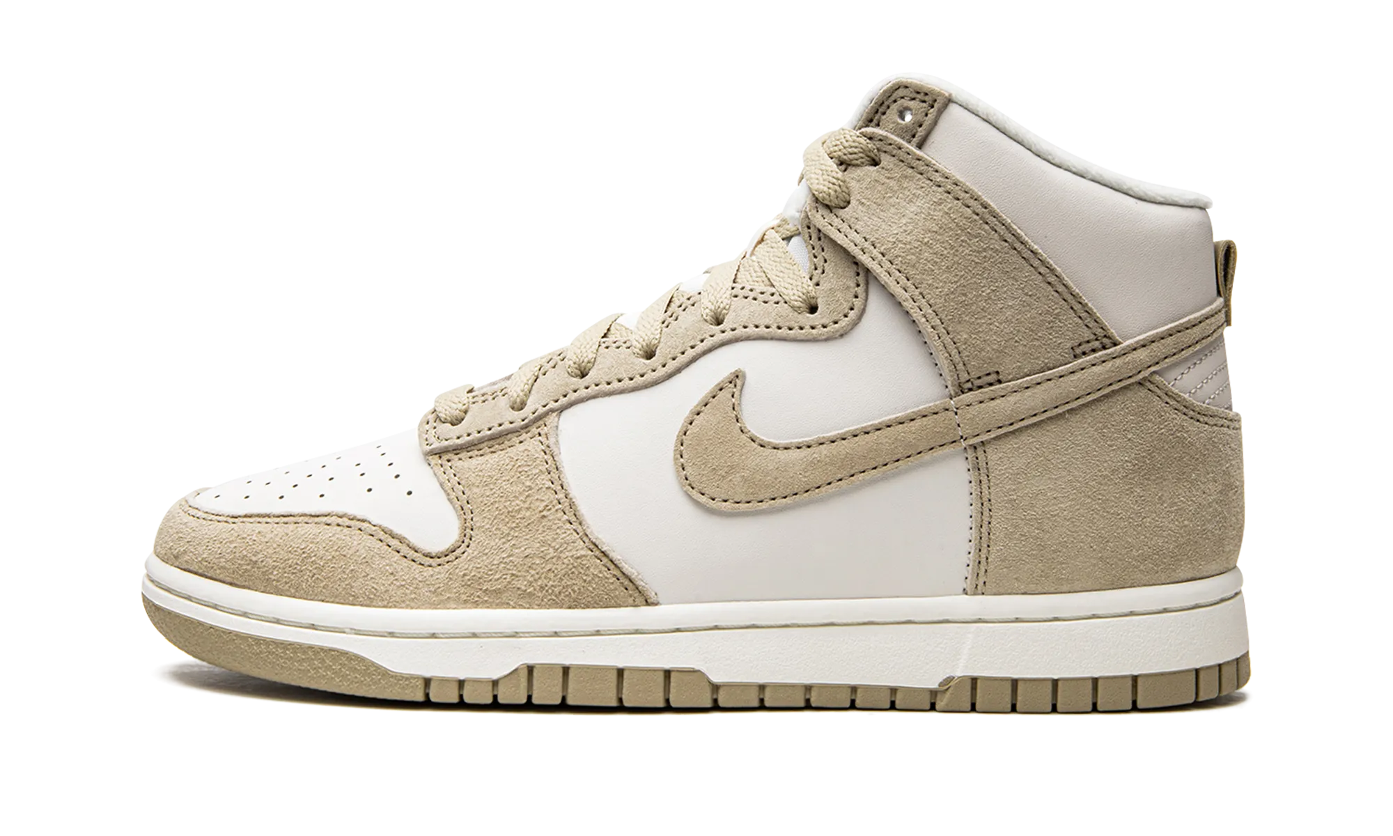 Dunk Hi Retro PRM "Tan Suede" Lifestyle Upgrade Easy Going