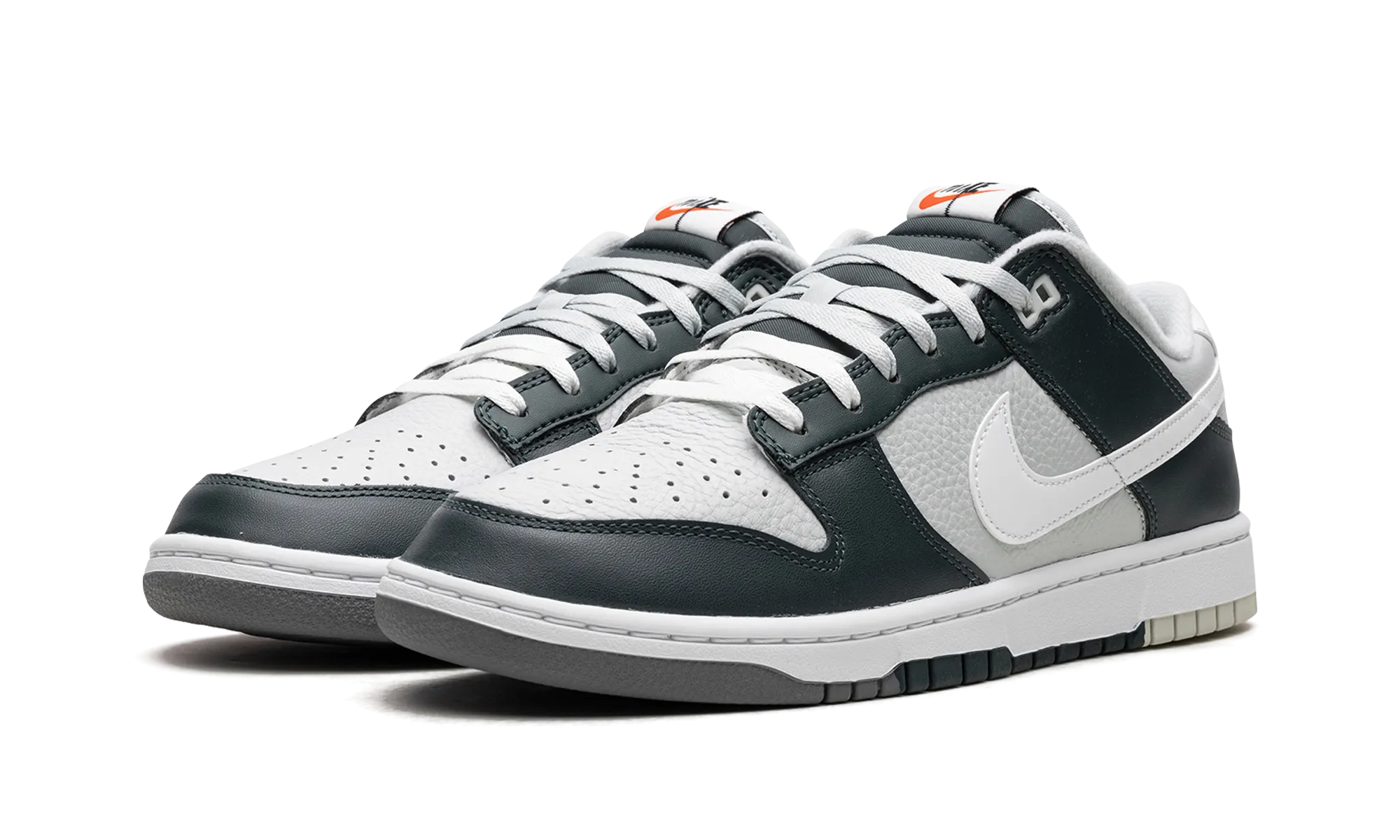 Soft Landing Dunk Low Retro PRM "Split - Deep Jungle"