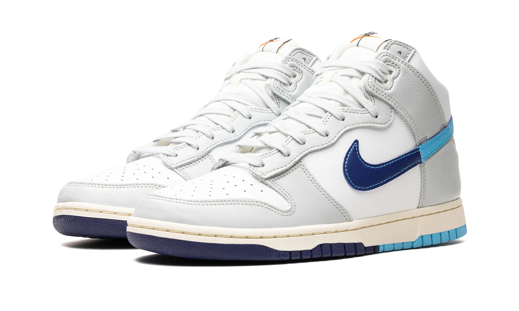 Dunk High "Split - Baltic Blue" simple details Open Walk