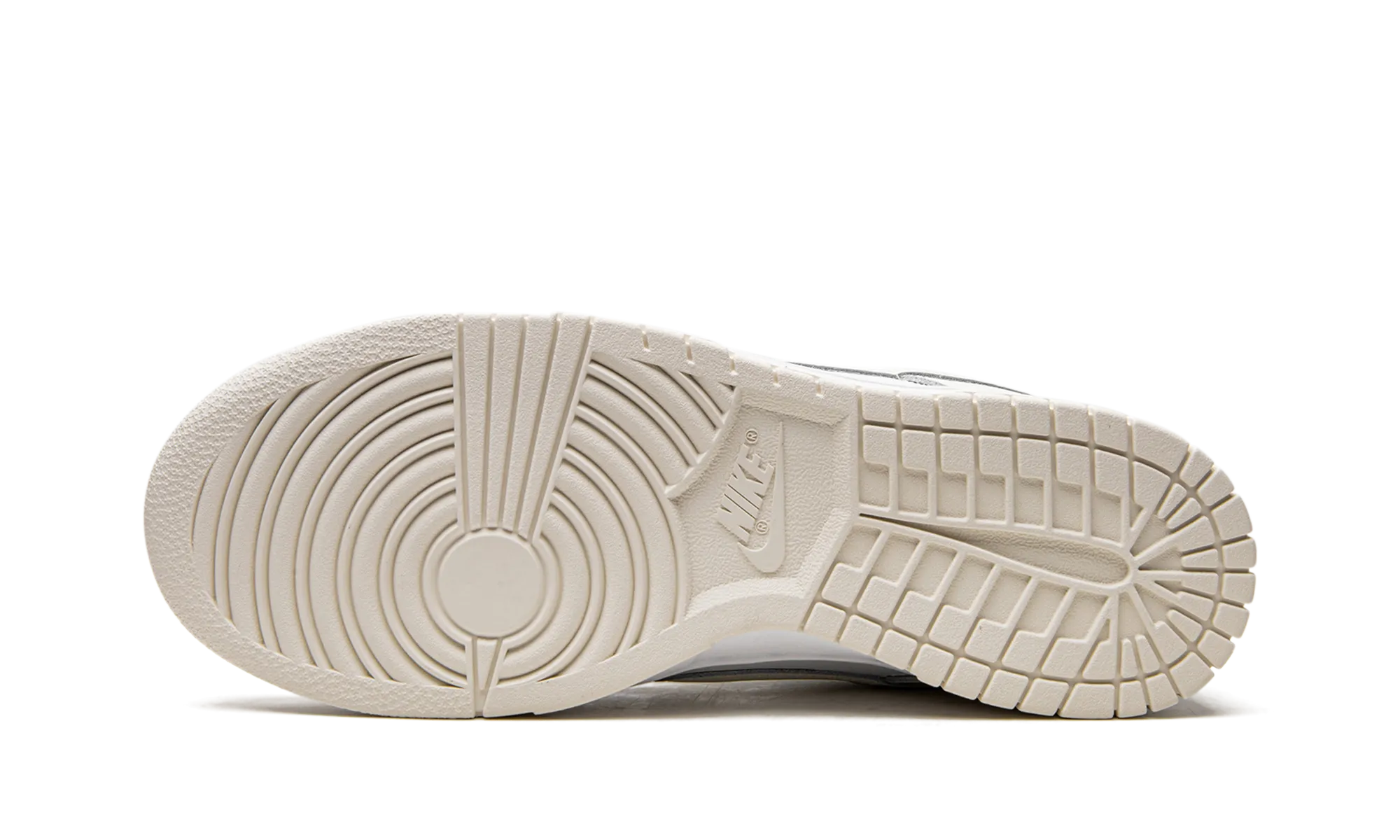 Everyday Ease Shady Run DUNK LO MNS WMNS "Coconut Milk"