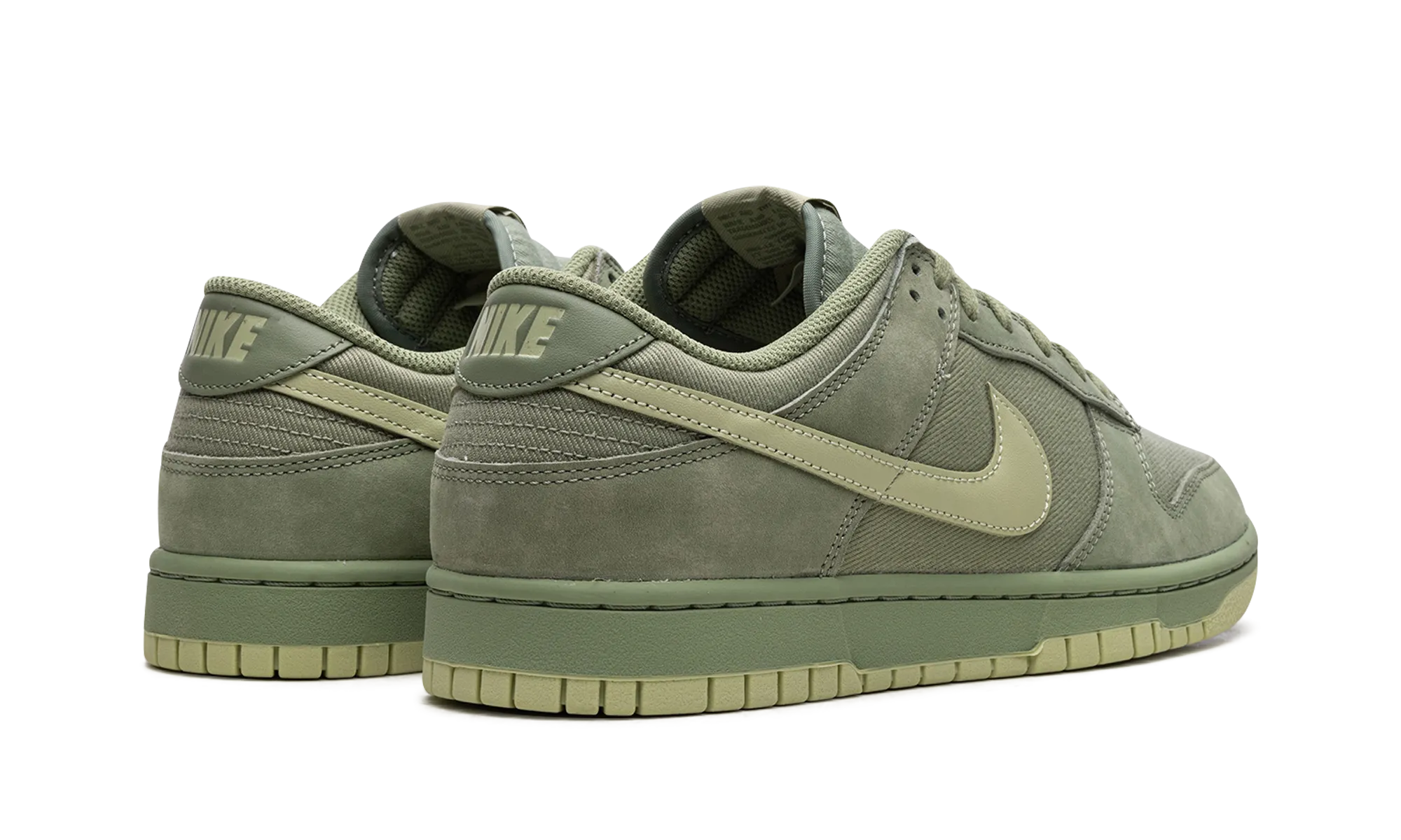 Dunk Low "Oil Green" Walk Ease play time