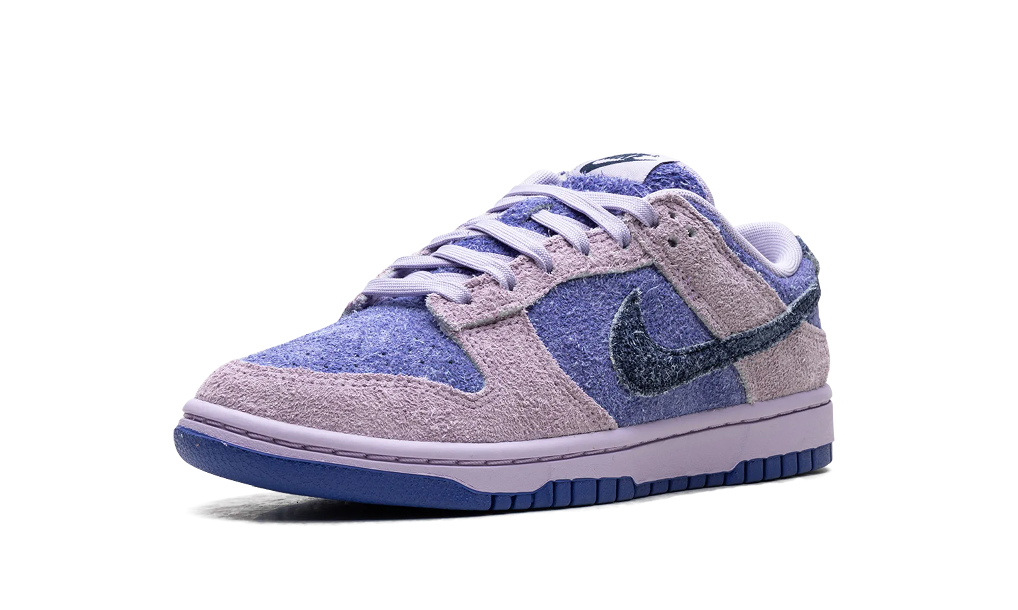 Dunk Low SE WMNS "Hydrangeas" Step Friendly Touch Of Style