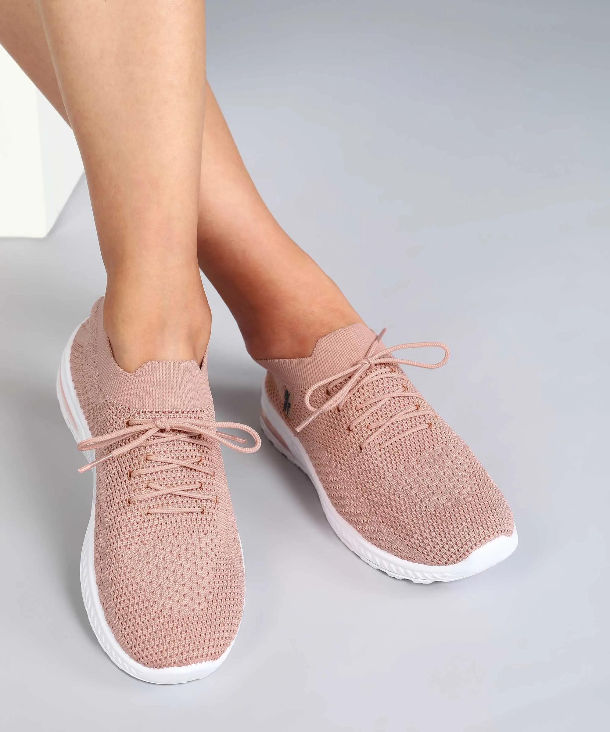 Trendsetting Shoes Smooth Finish Paragon K1016L Women Sports Shoes | Walking Running Gym Shoes | Breathable Comfortable Sole with Cushioning