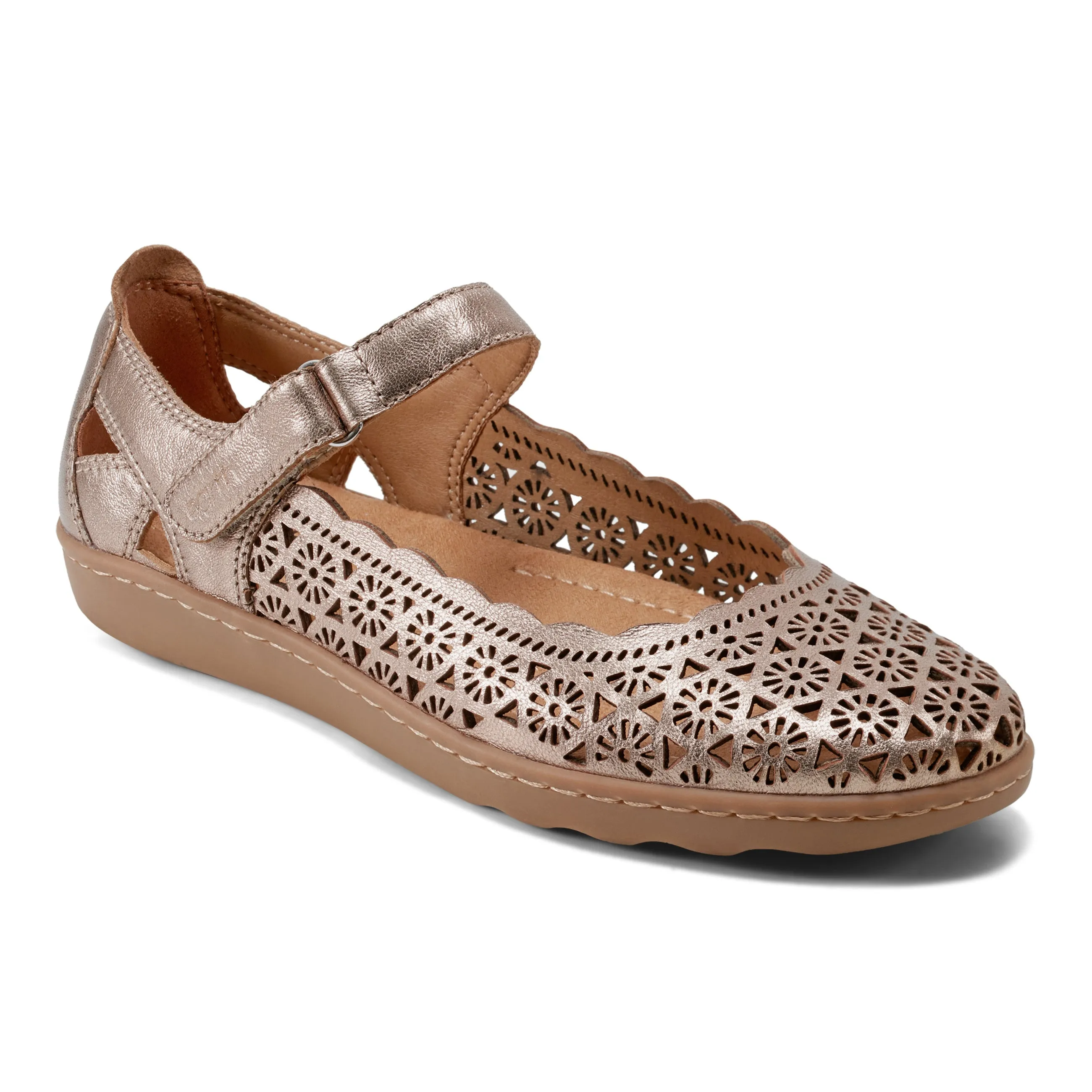 on the road Lady Perforated Slip-On Ballet Flat