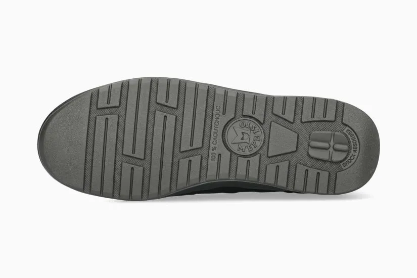 Slip Resistant Outdoor Explorers Rebeca Perf- 6900 Black Perforated