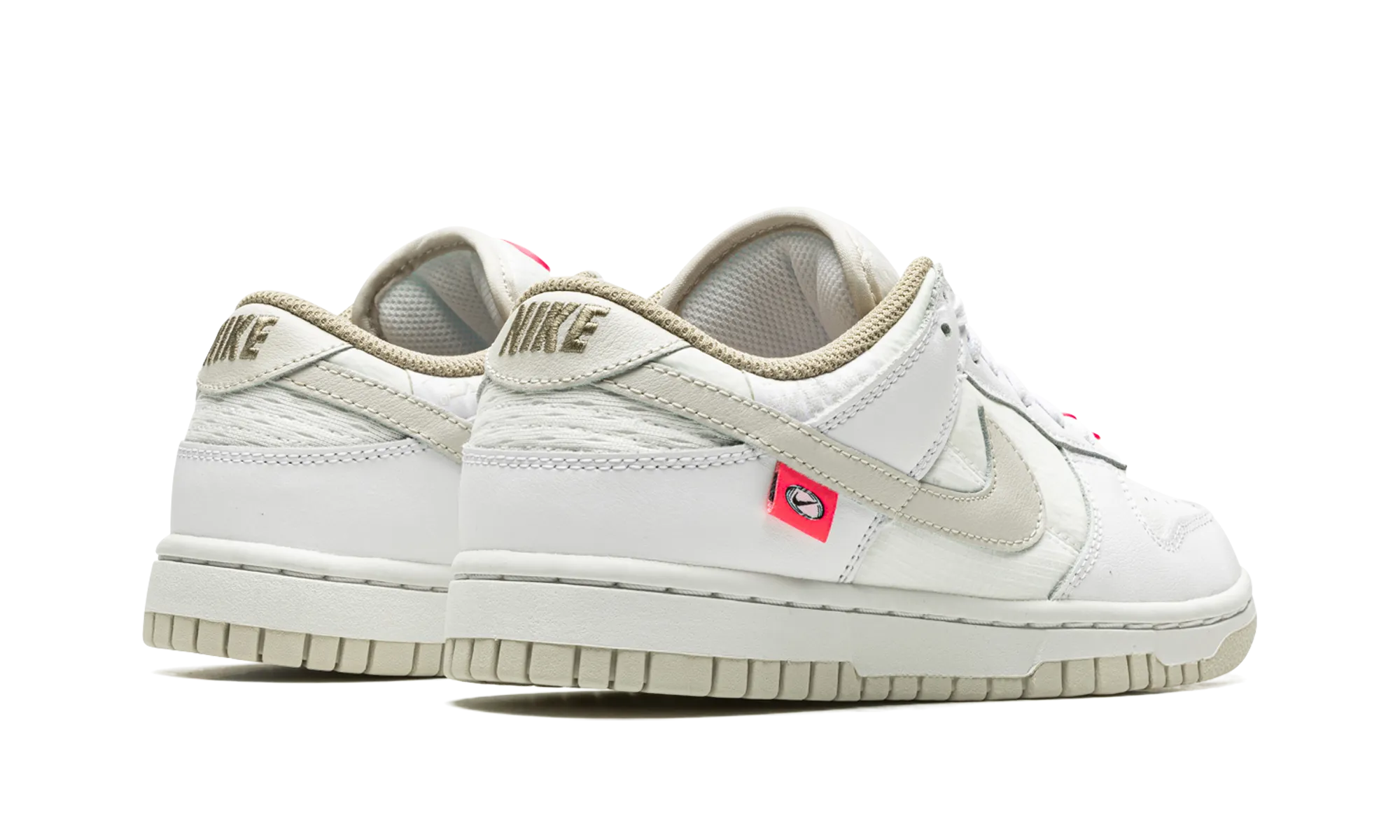 DUNK LO MNS WMNS "Bling" Sunrise Run Weekend Hike
