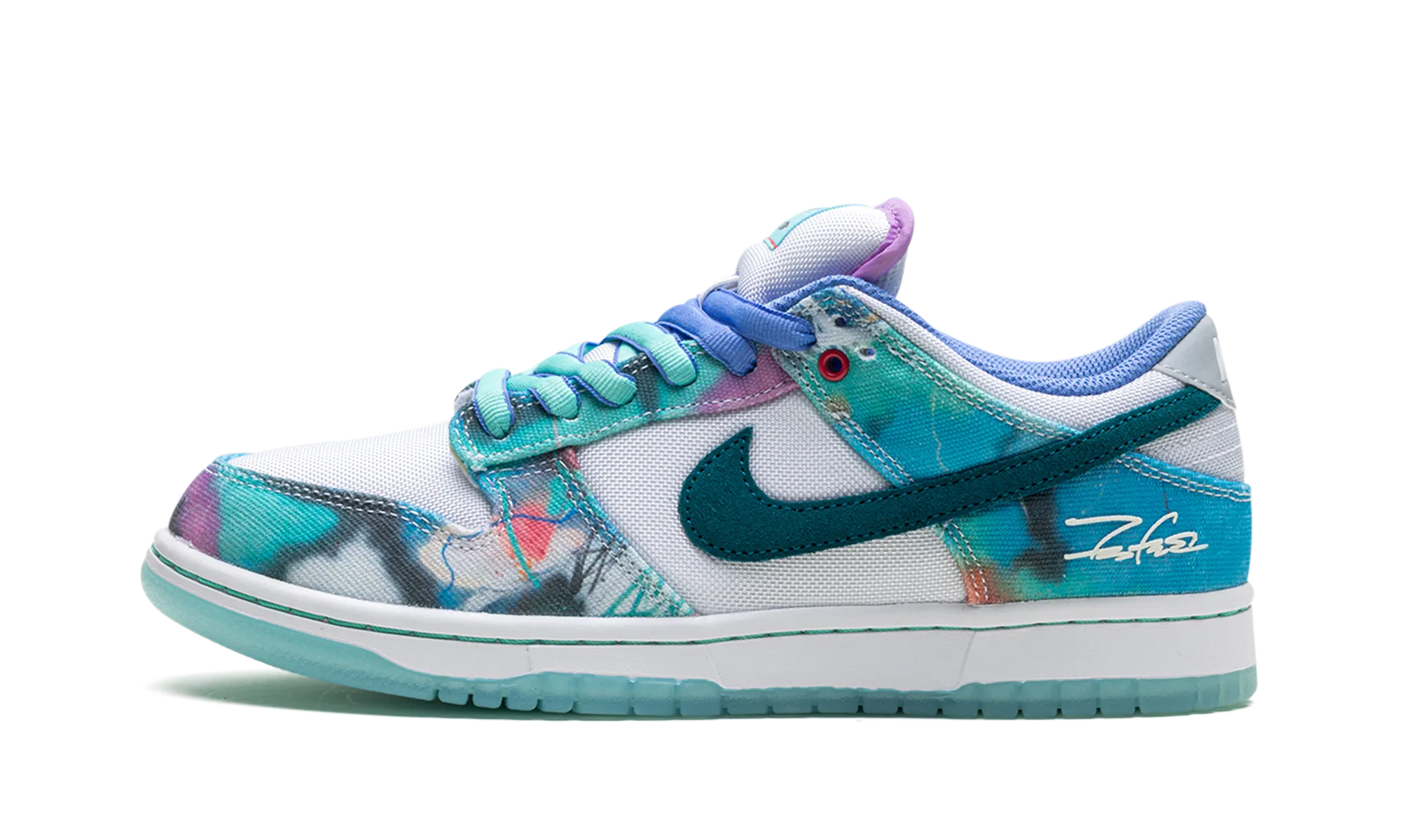 Dunk Low SB "Futura Laboratories - Bleached Aqua" Total Support Smart Fit