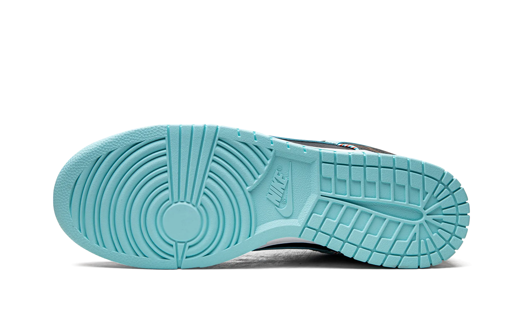 Dunk Low "Barbershop" Team Day Tidy Lines
