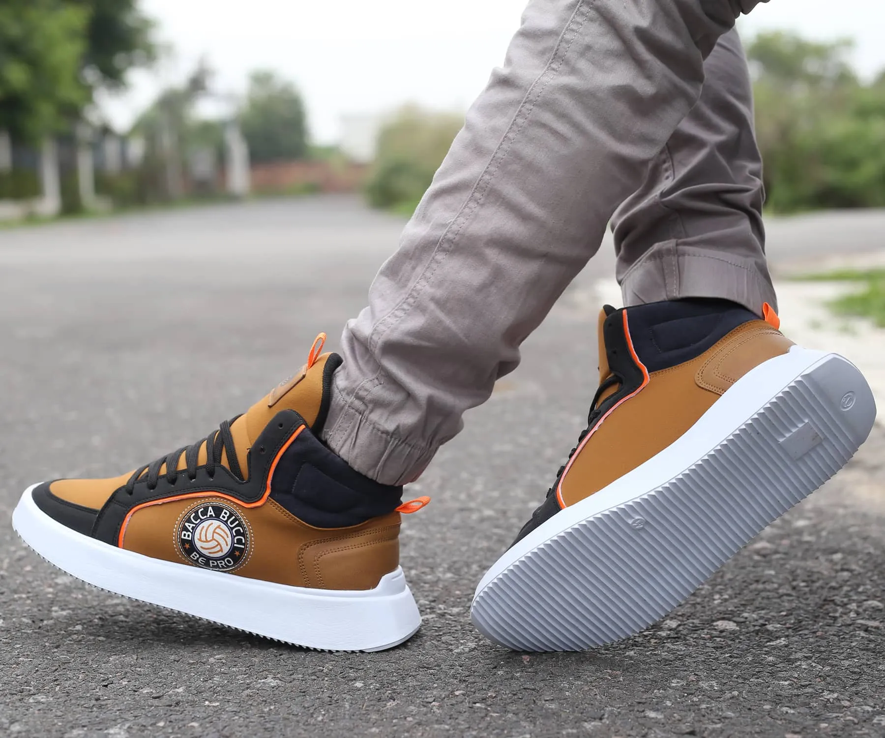 Sweat Resistant Urban Stroll Bacca Bucci GRAVITY