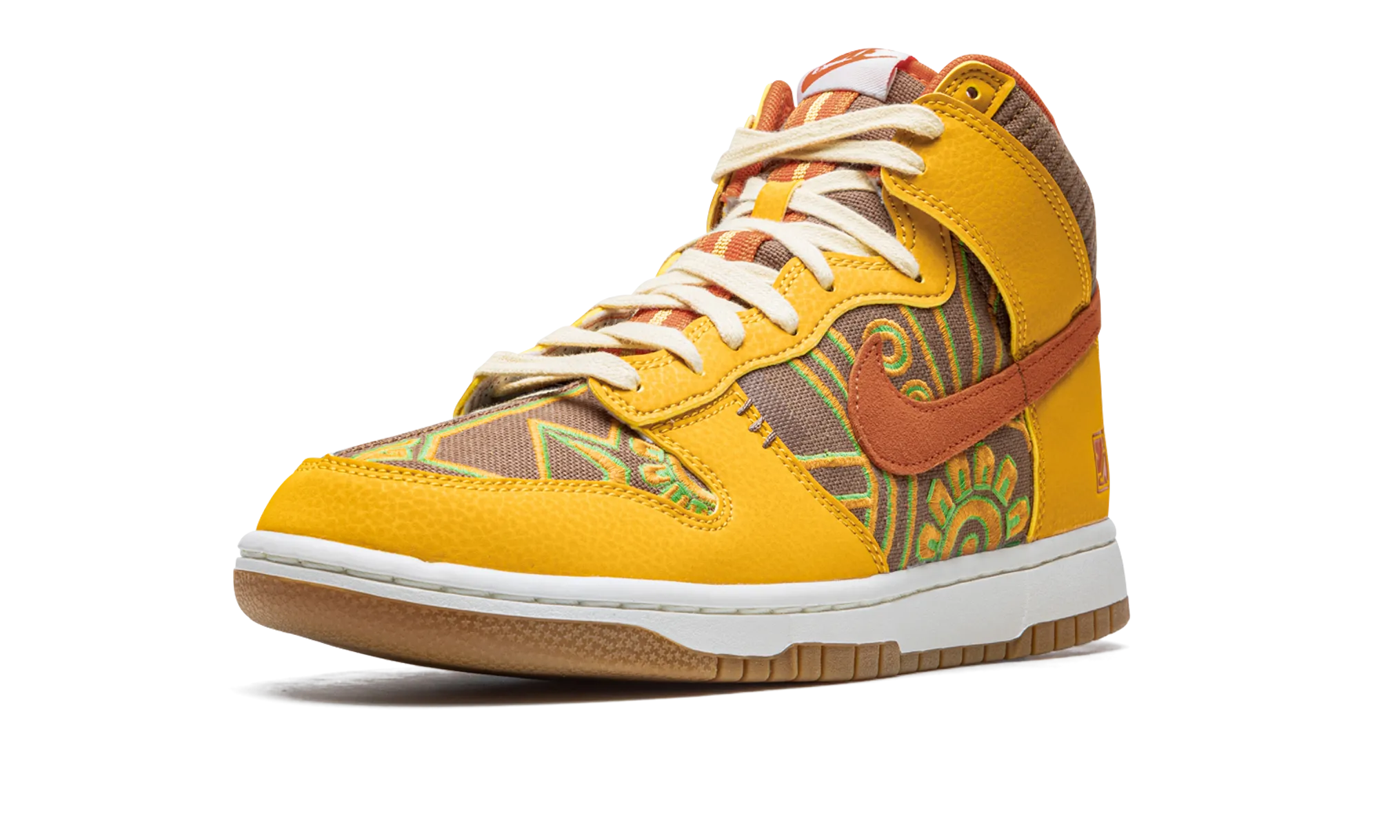 Dunk High "Somos Familia" Outfit Match