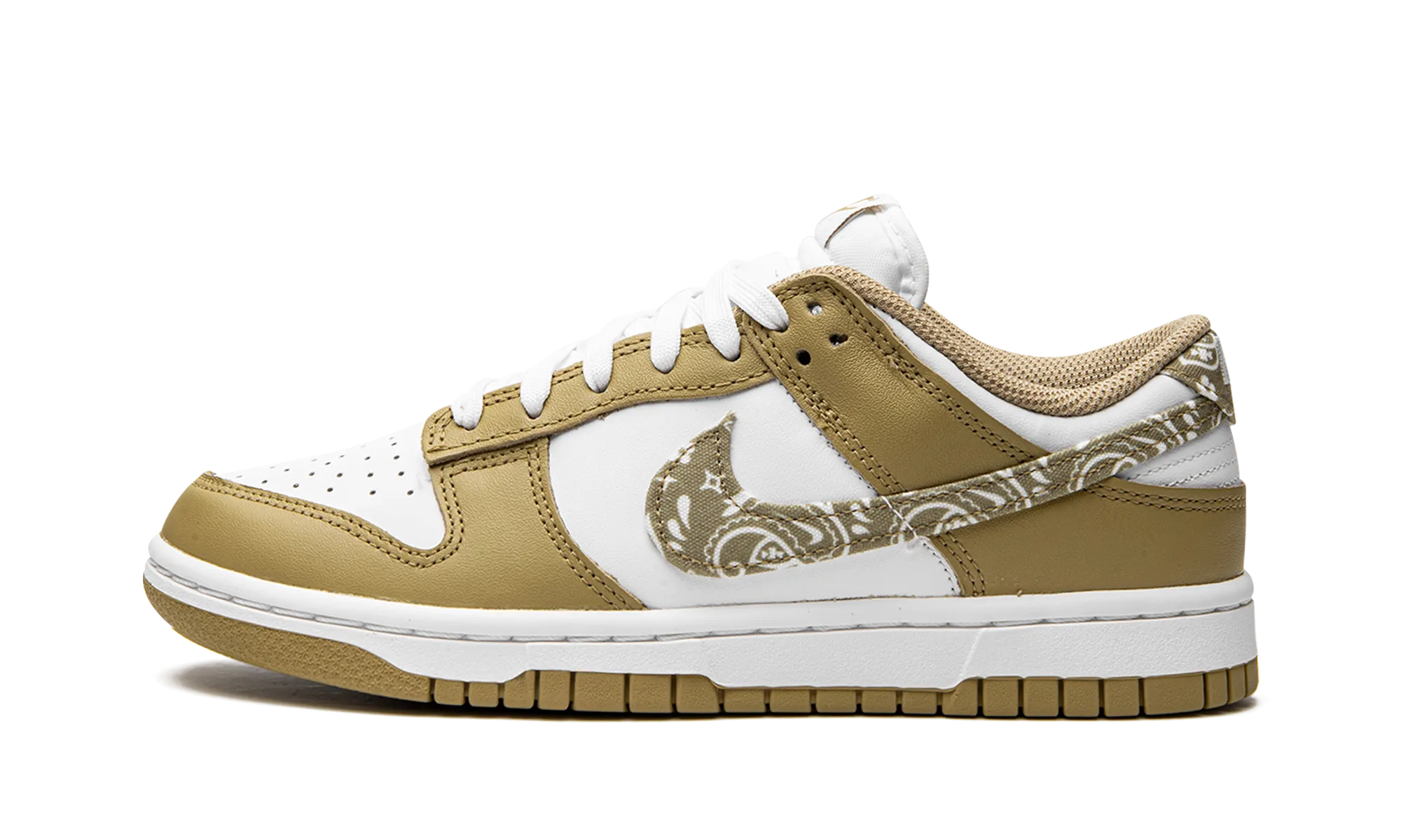 DUNK LO ESSENTIAL WMNS "Paisley Pack Barley" Sporty Look