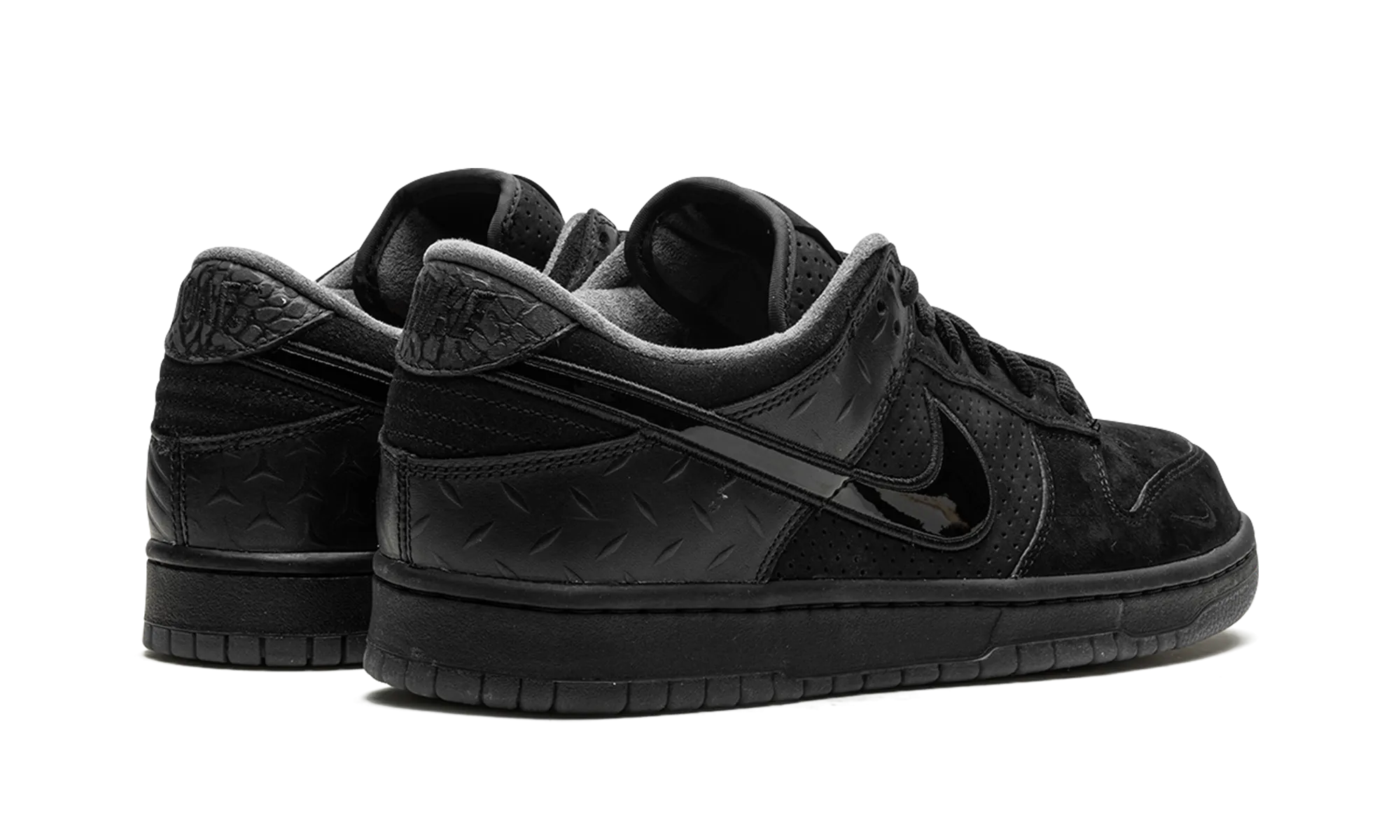Dunk Low Black "Division Street - What The Duck Alternate" Foam Footbed Barefoot feel