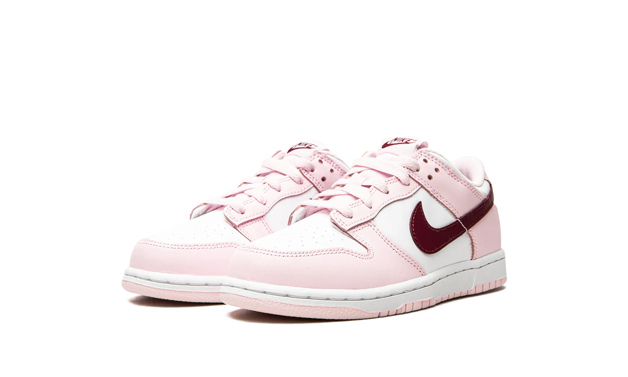 Dunk Low PS "Valentine's Day 2021" indoor mode