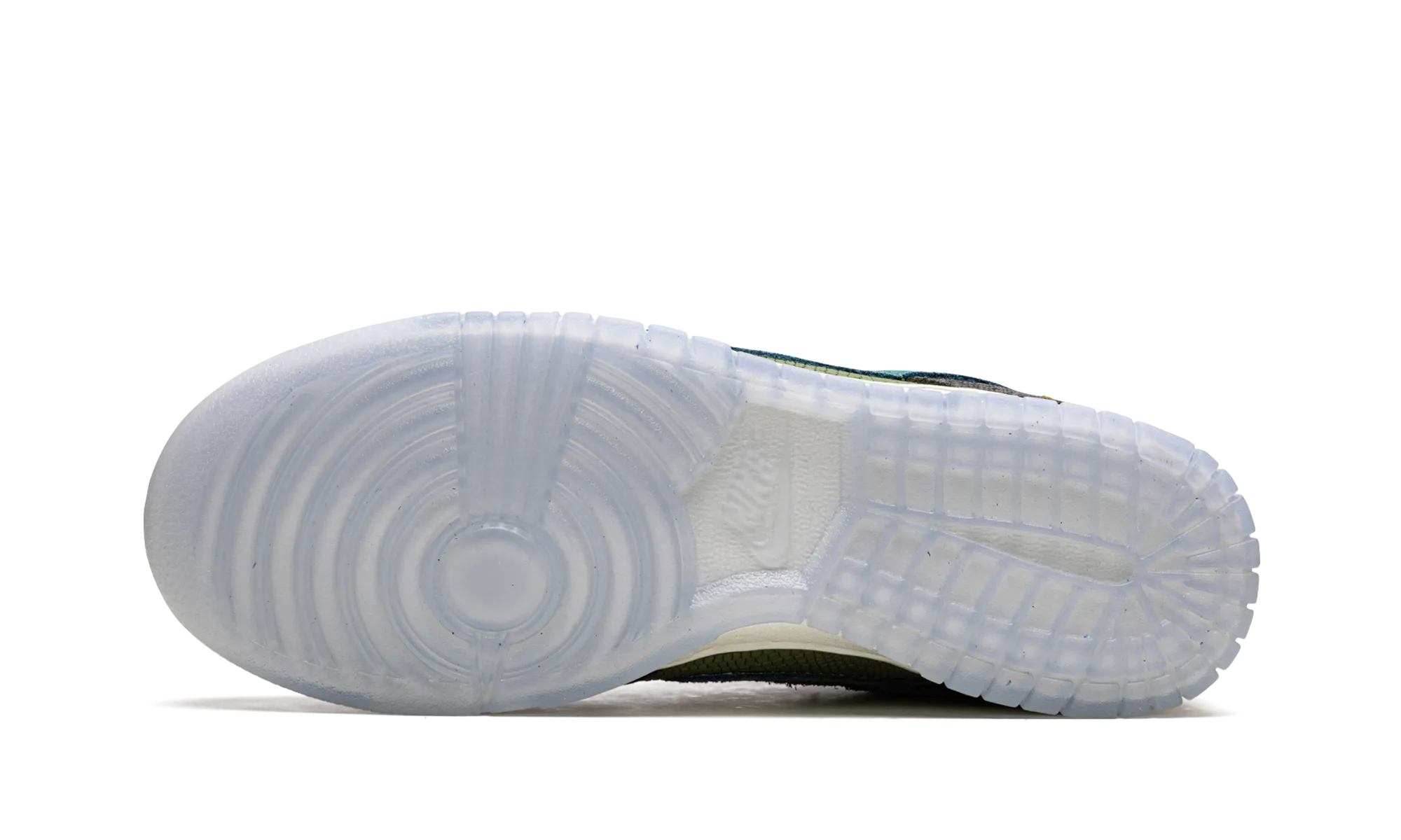 Dunk Low "SiEMPRE Familia" Everyday Comfort Closed Toe