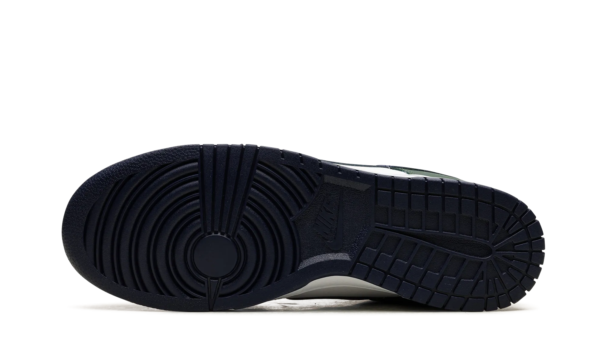 Dunk Low "Fir" Dynamic Feel Daily Errand