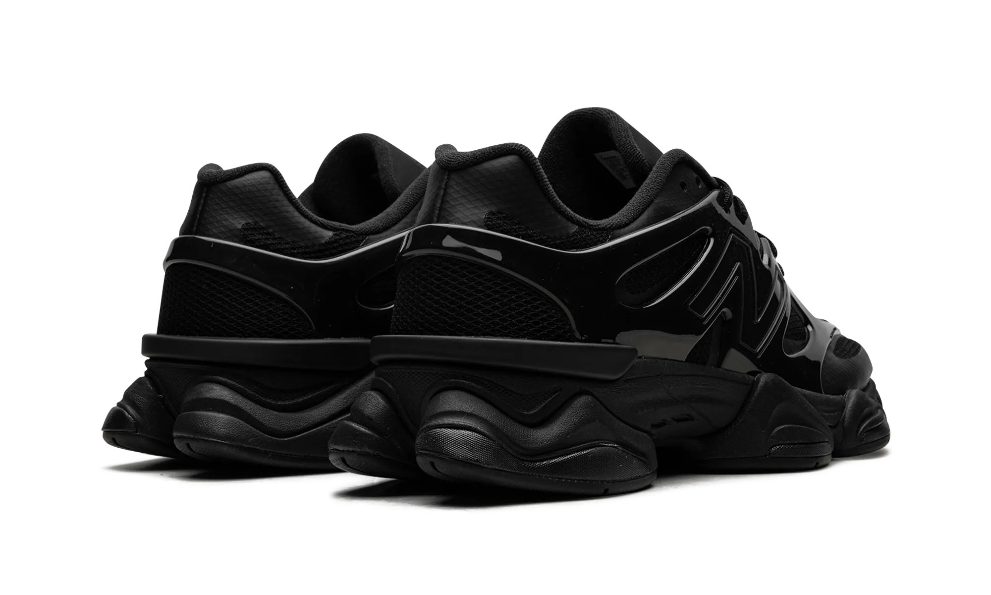 9060 "Sea Stone Black" Light Touch
