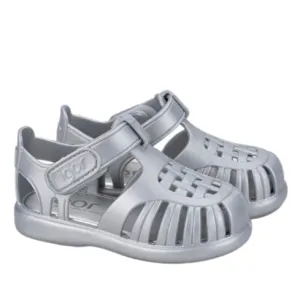 Igor Boy's And Girl's Tobby Metal Sandals - Plata day trip Odor Resistant