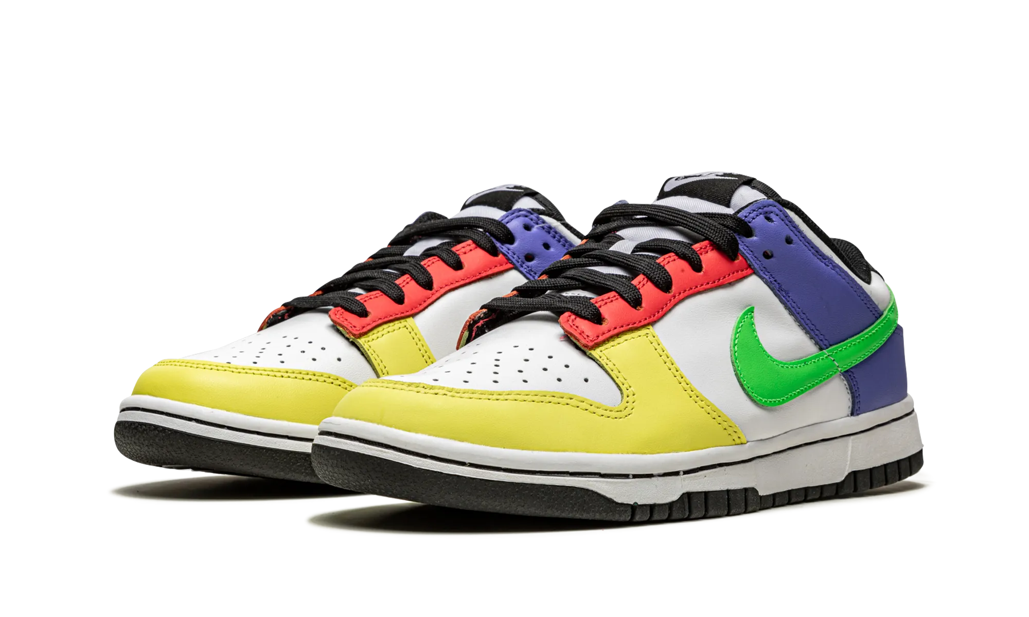 Everyday Essential DUNK LOW WMNS "Green Strike"