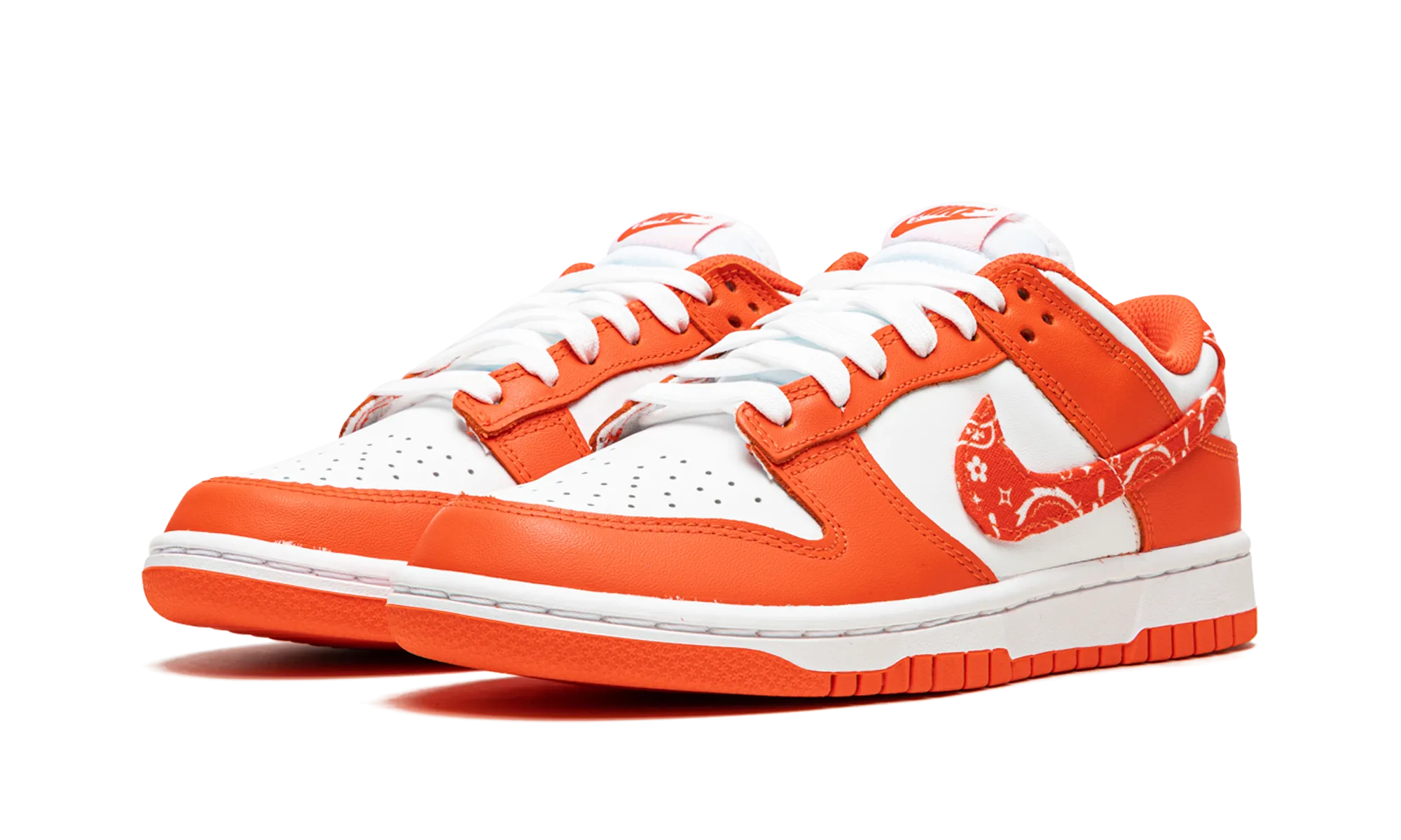 Kick Back Strong Stride DUNK LO ESS WMNS "Orange Paisley"