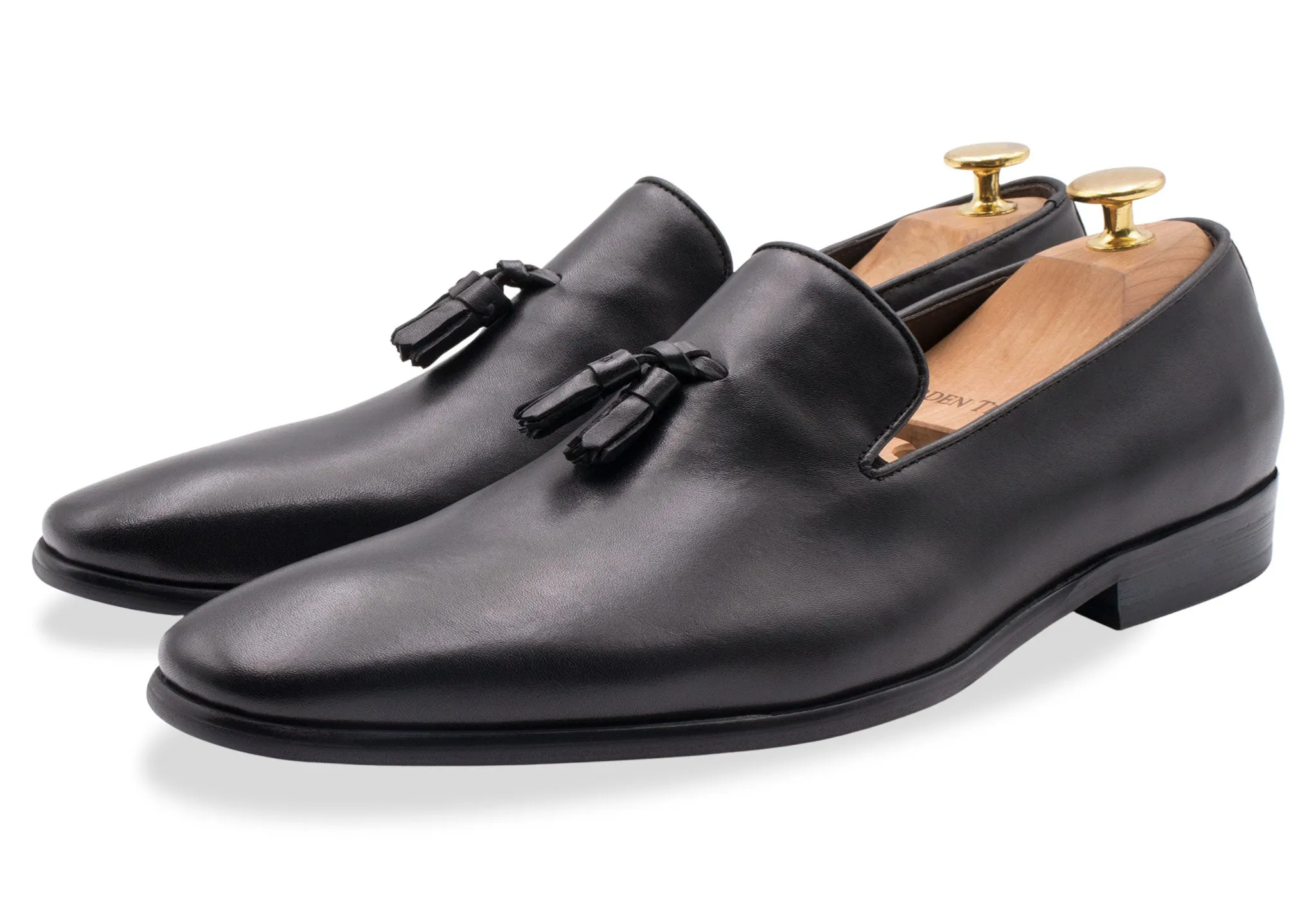 Morning Walk Air Boost Polvorines Black Wholecut Tassel Loafer
