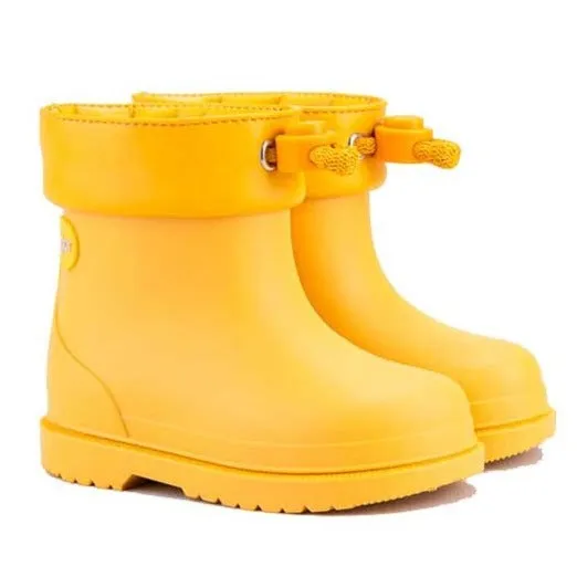 Sturdy sole Arch support Igor Girl's and Boy's Bimbi Euri Boots - Amarillo