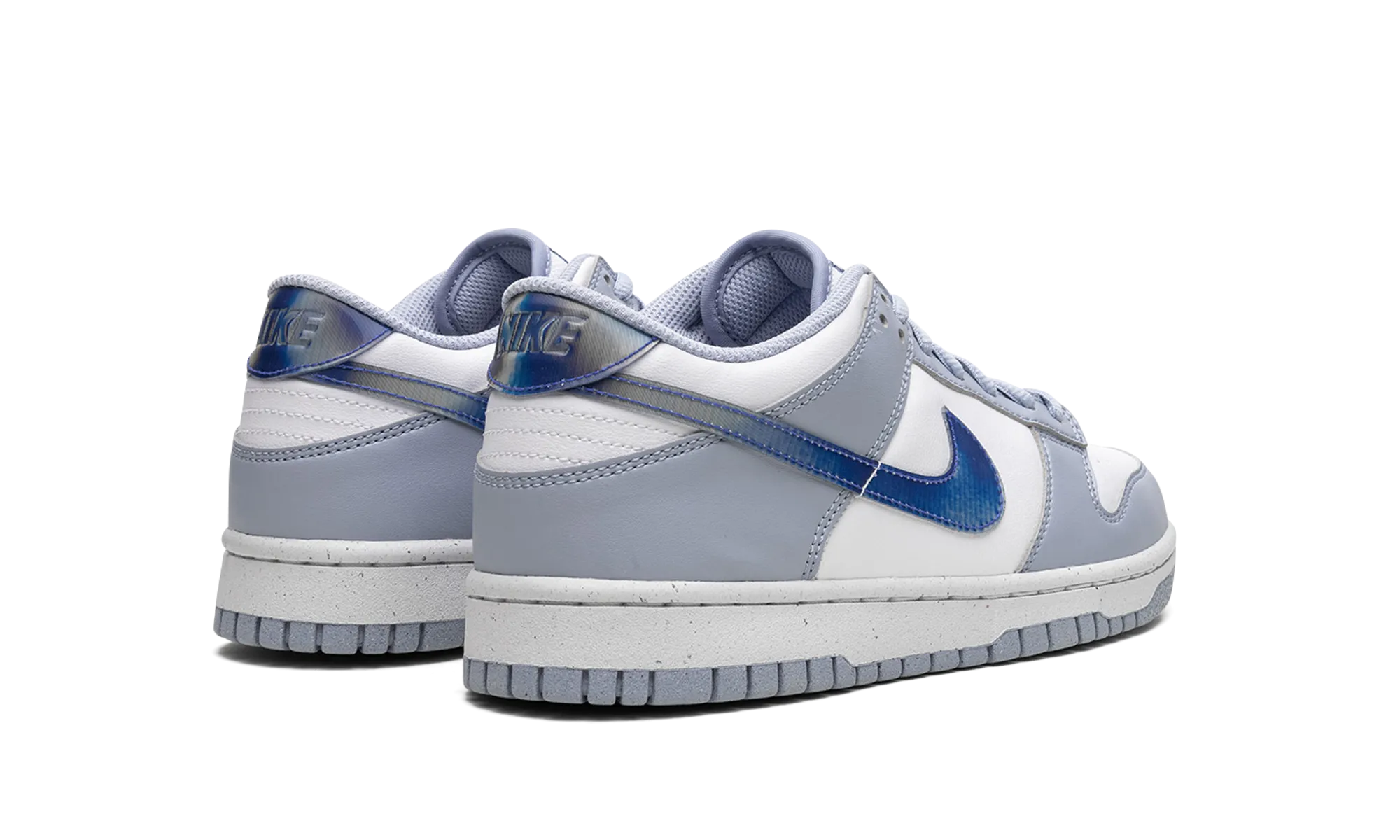 comfort feature All weather Dunk Low GS "Blue Iridescent"