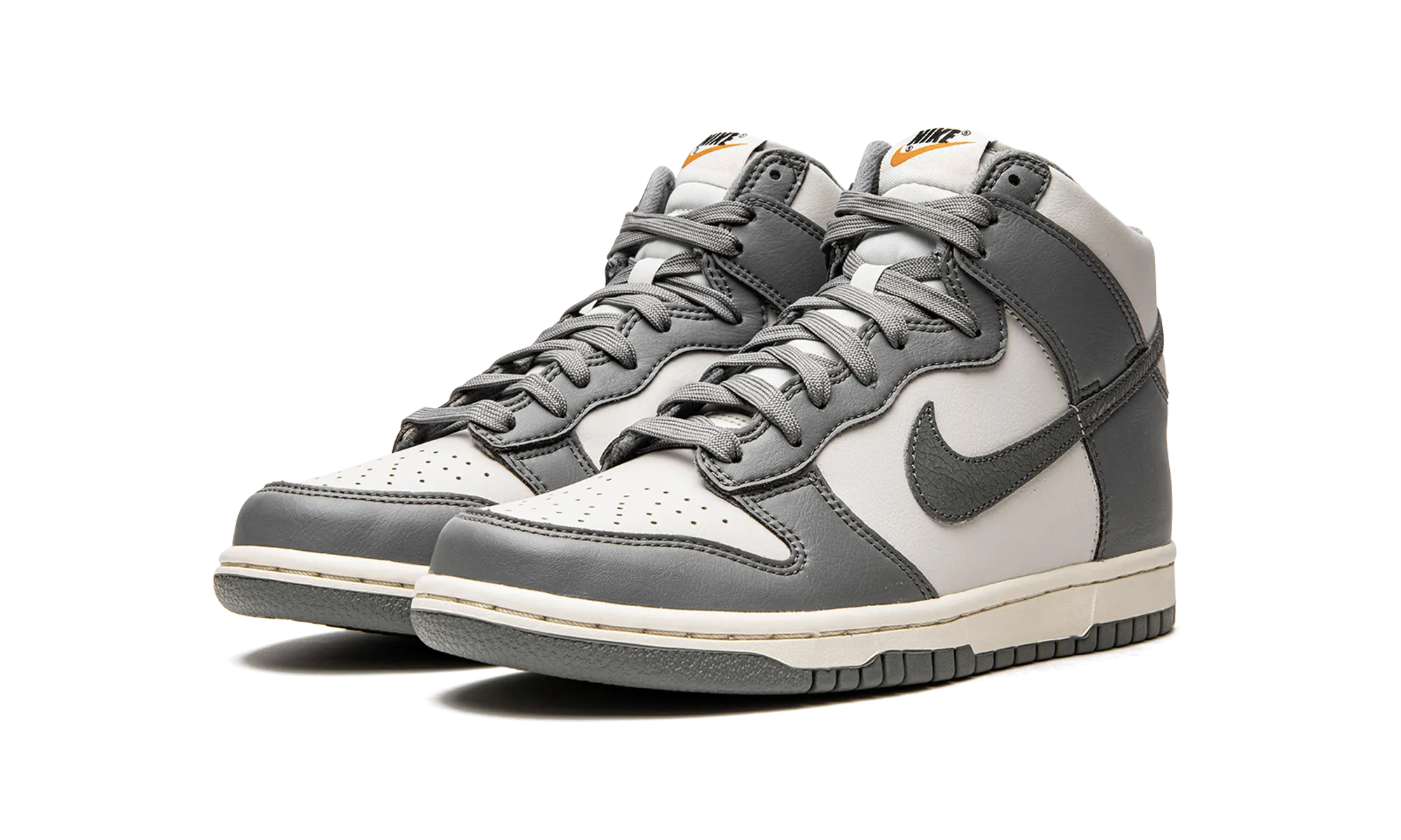 Dunk High SE (GS) "Grey/Sail" Desert Hike