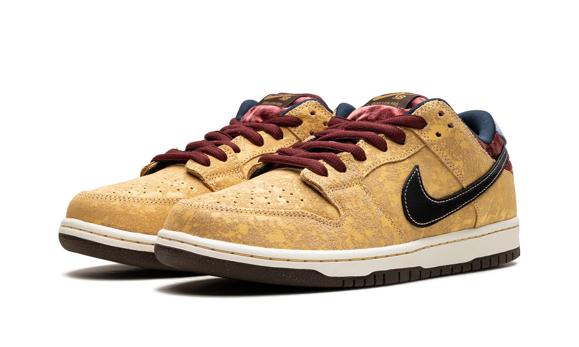 breath easy Chill Moves SB Dunk "City Of Cinema"