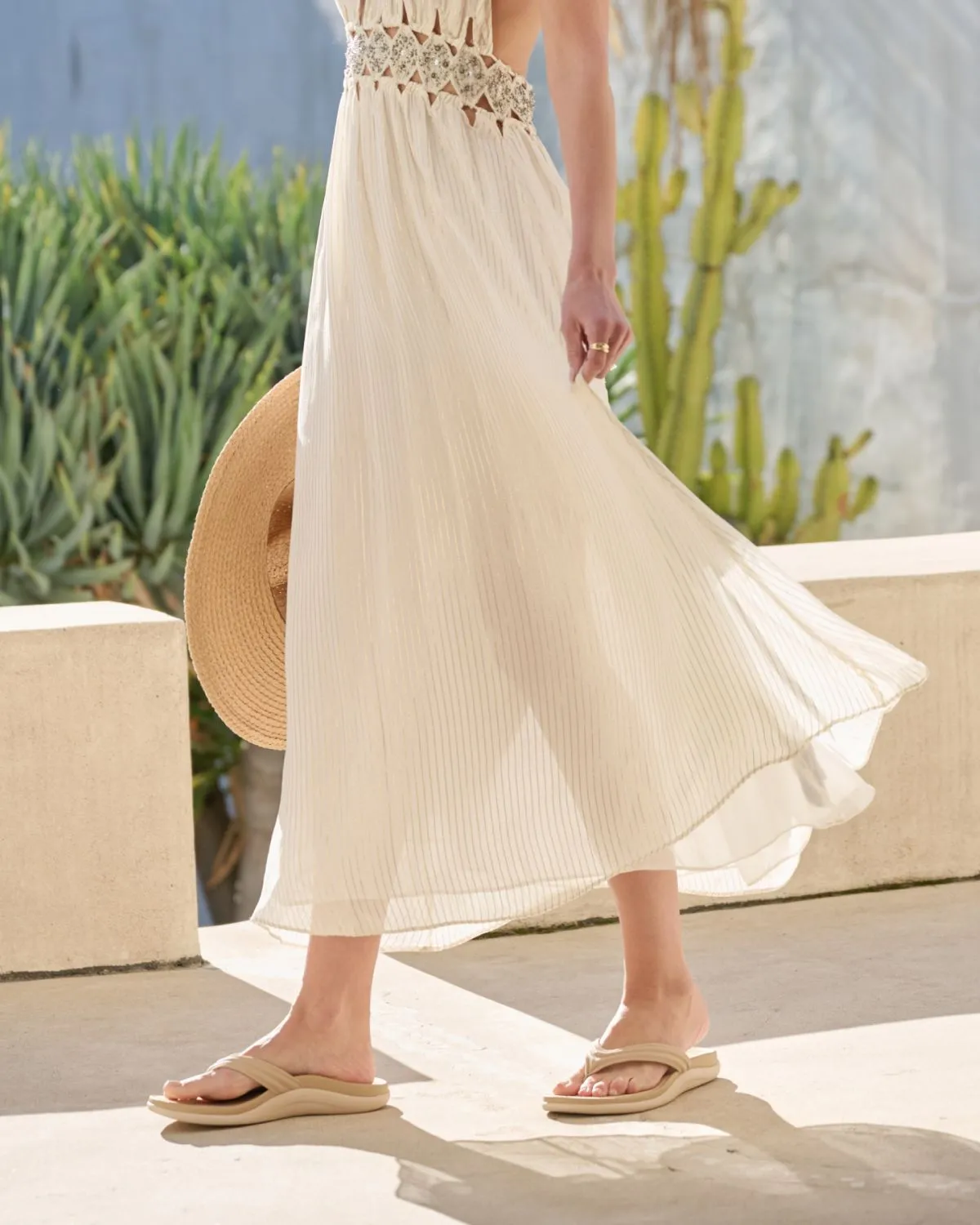 Laguna Thin Strap Cozy Choice Modern Steps