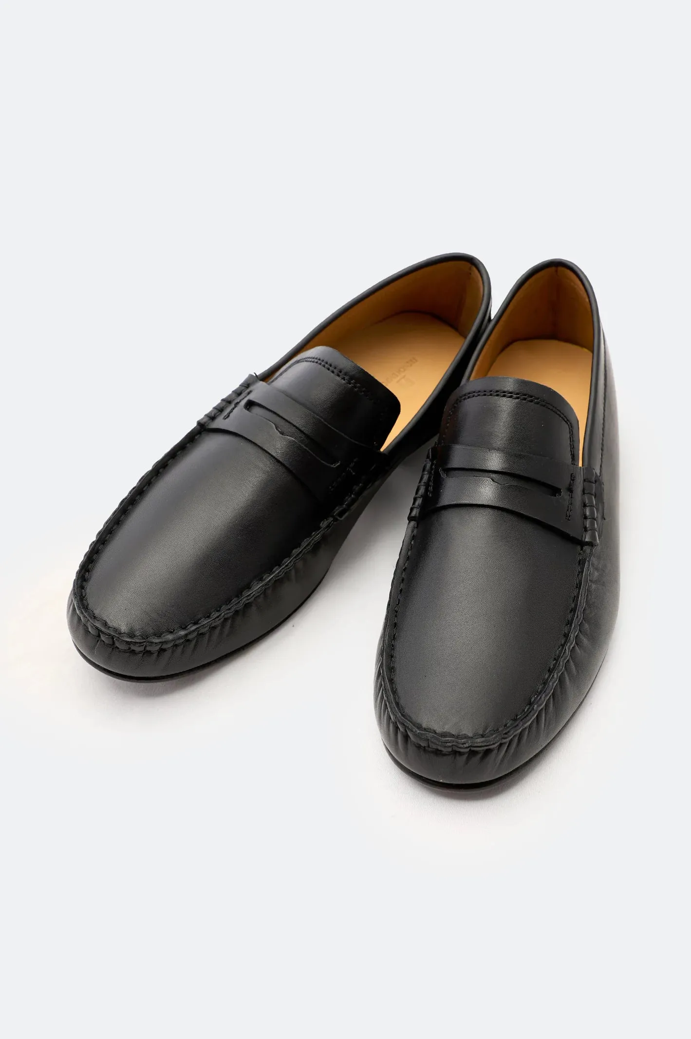 Easy Match Vintage Craft Black Formal Shoes For Men