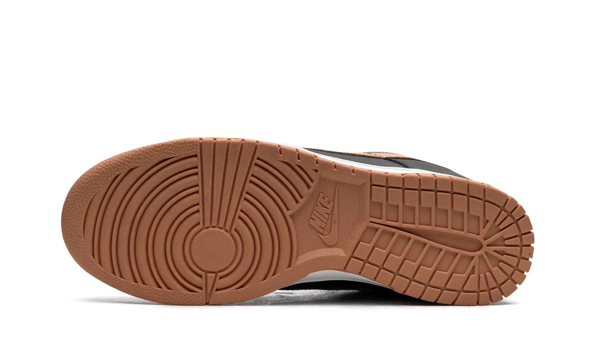 Grab Easy Relaxed Design Dunk Low "Black / Amber Brown"
