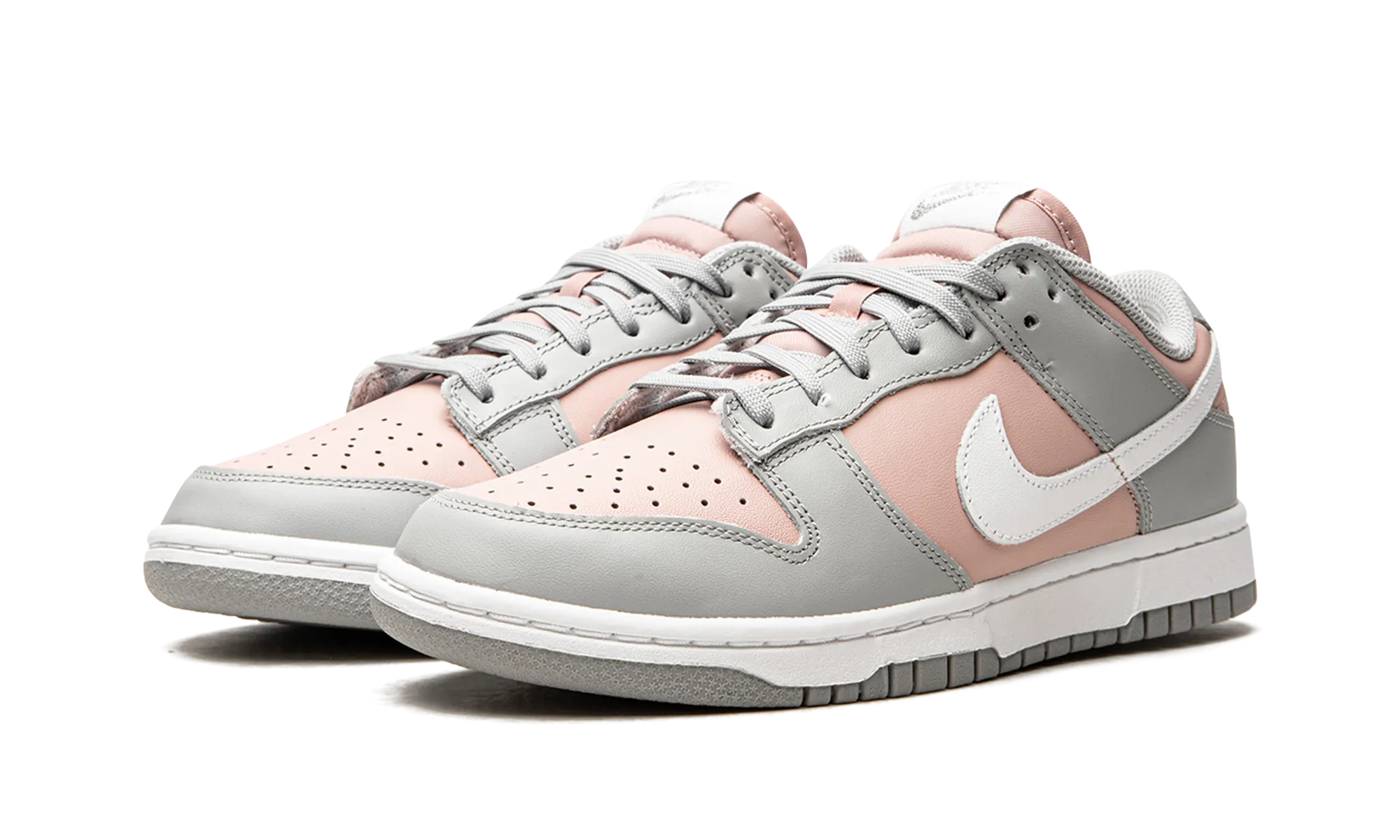 DUNK LO MNS WMNS "Soft Grey / Pink" Grippy Sole